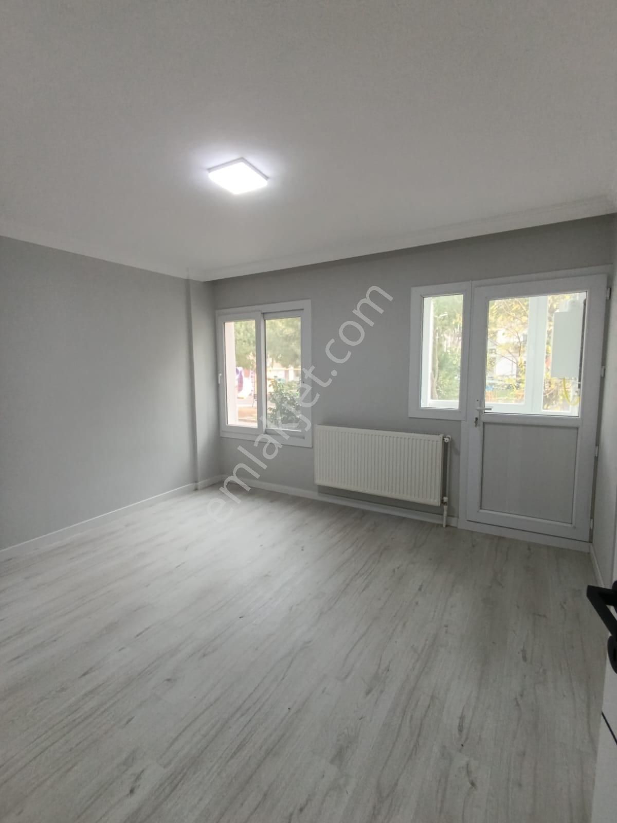 Merkezi Lokasyonda İçi Komple Yapılı Satılık 3+1 Daire! - Görsel 13