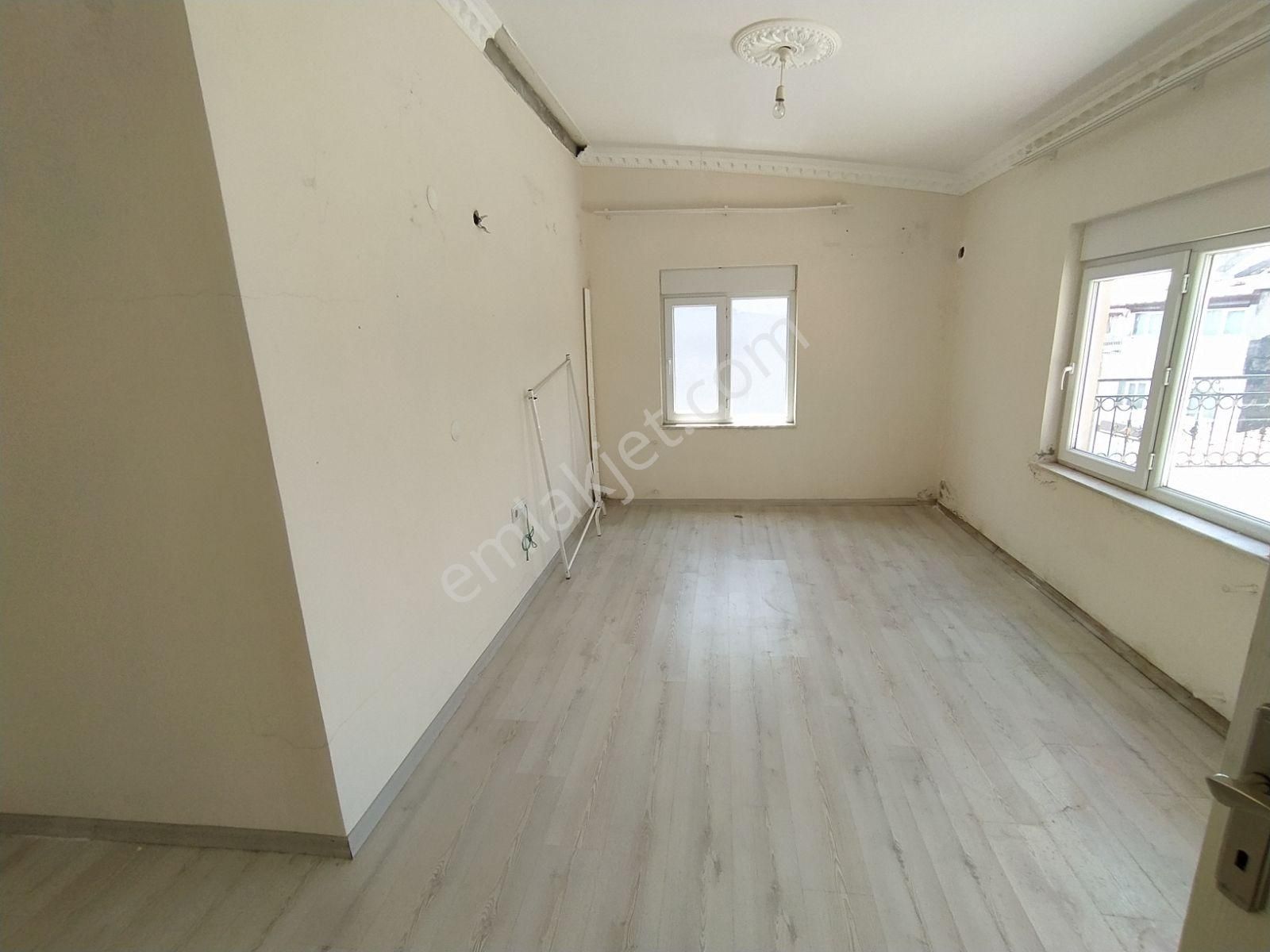 Kanal Mahallesi Merkezi Konum 3+1 Kiralık Daire - Görsel 4