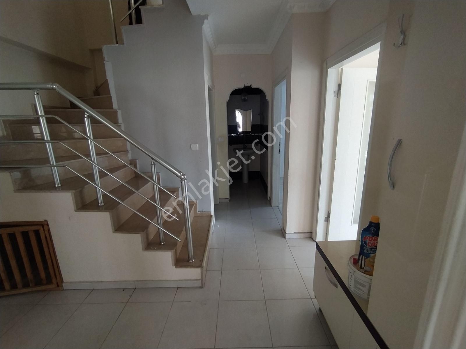 Kanal Mahallesi Merkezi Konum 3+1 Kiralık Daire - Görsel 2