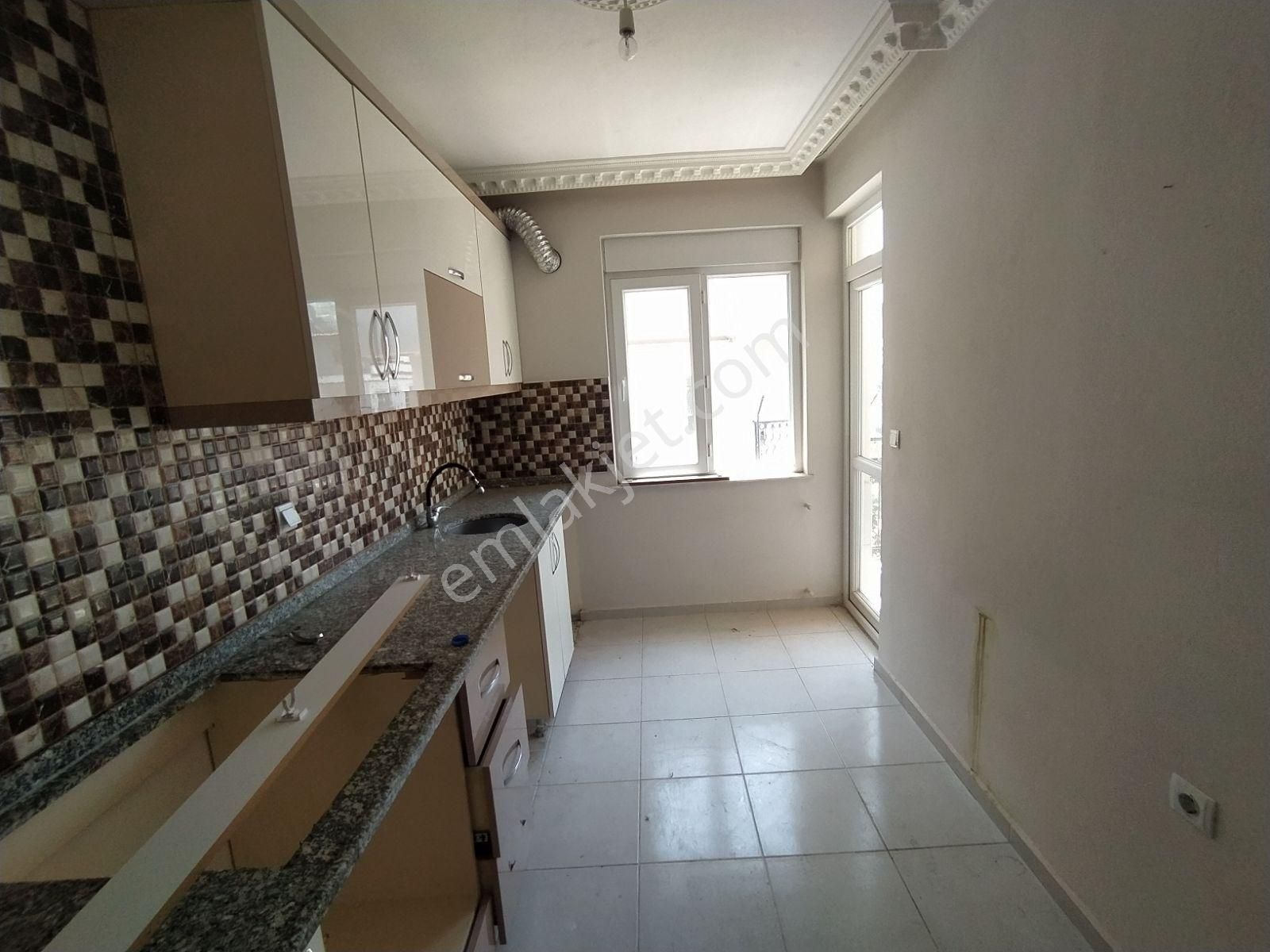 Kanal Mahallesi Merkezi Konum 3+1 Kiralık Daire - Görsel 15