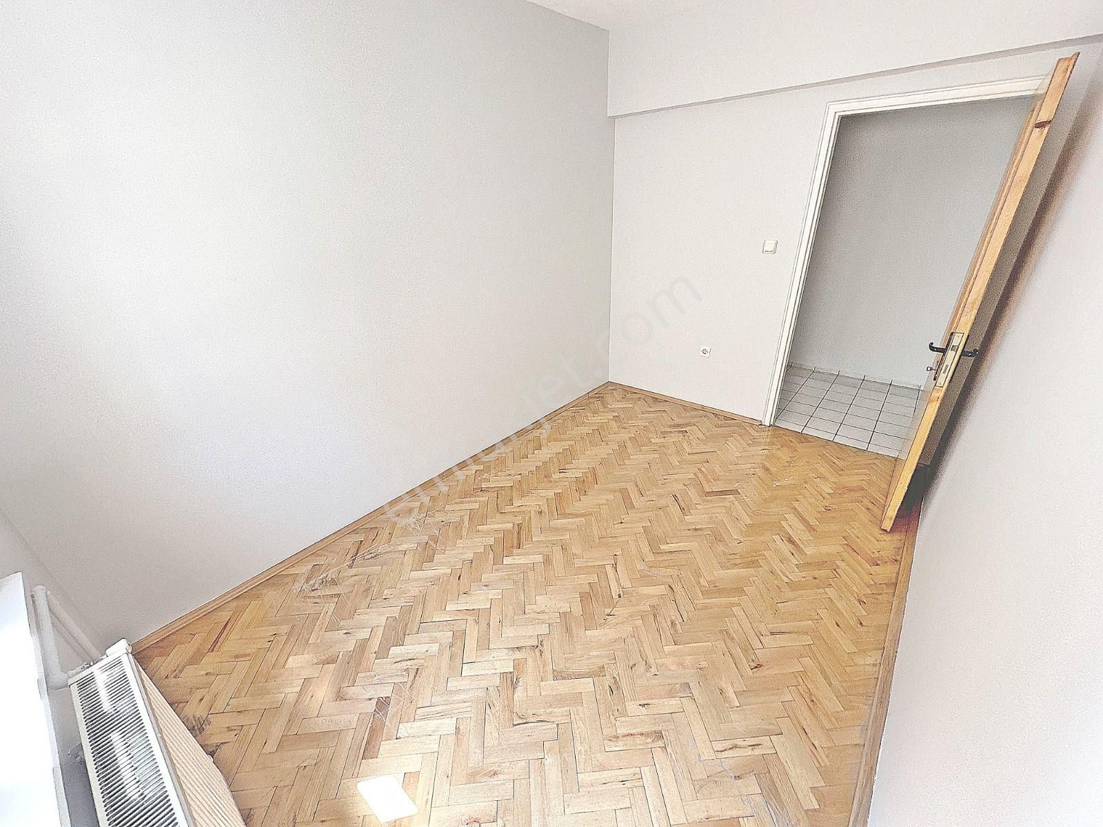 Keçiören Gazze Cad. Üzerinde Merkezi Lokasyon 3+1 Satılık Fırsat Daire - Görsel 22
