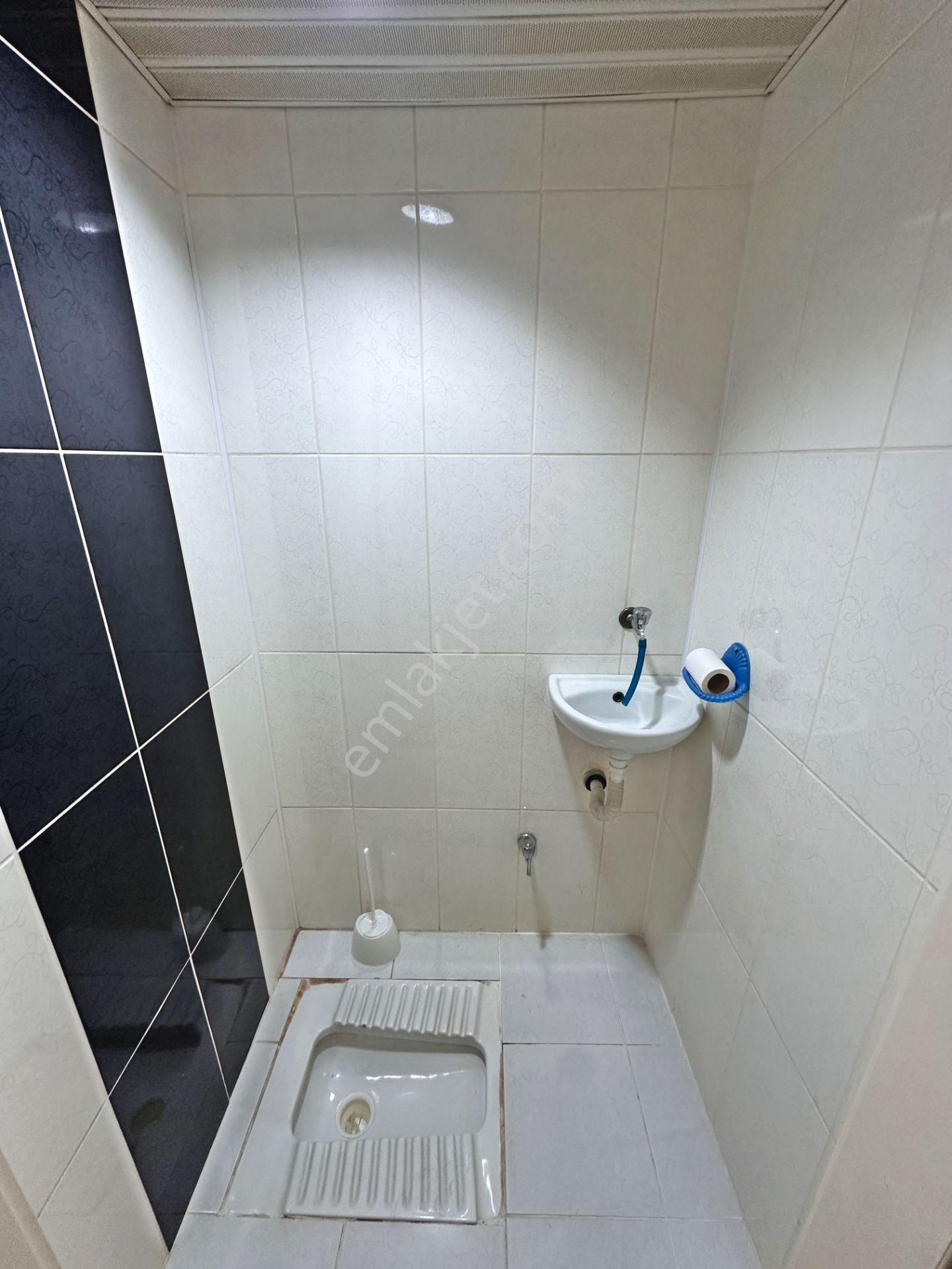 Nene Hatun Meslek Lisesi Yakınında Full Yapılı Teraslı 2+1 Kiralık Daire - Görsel 17