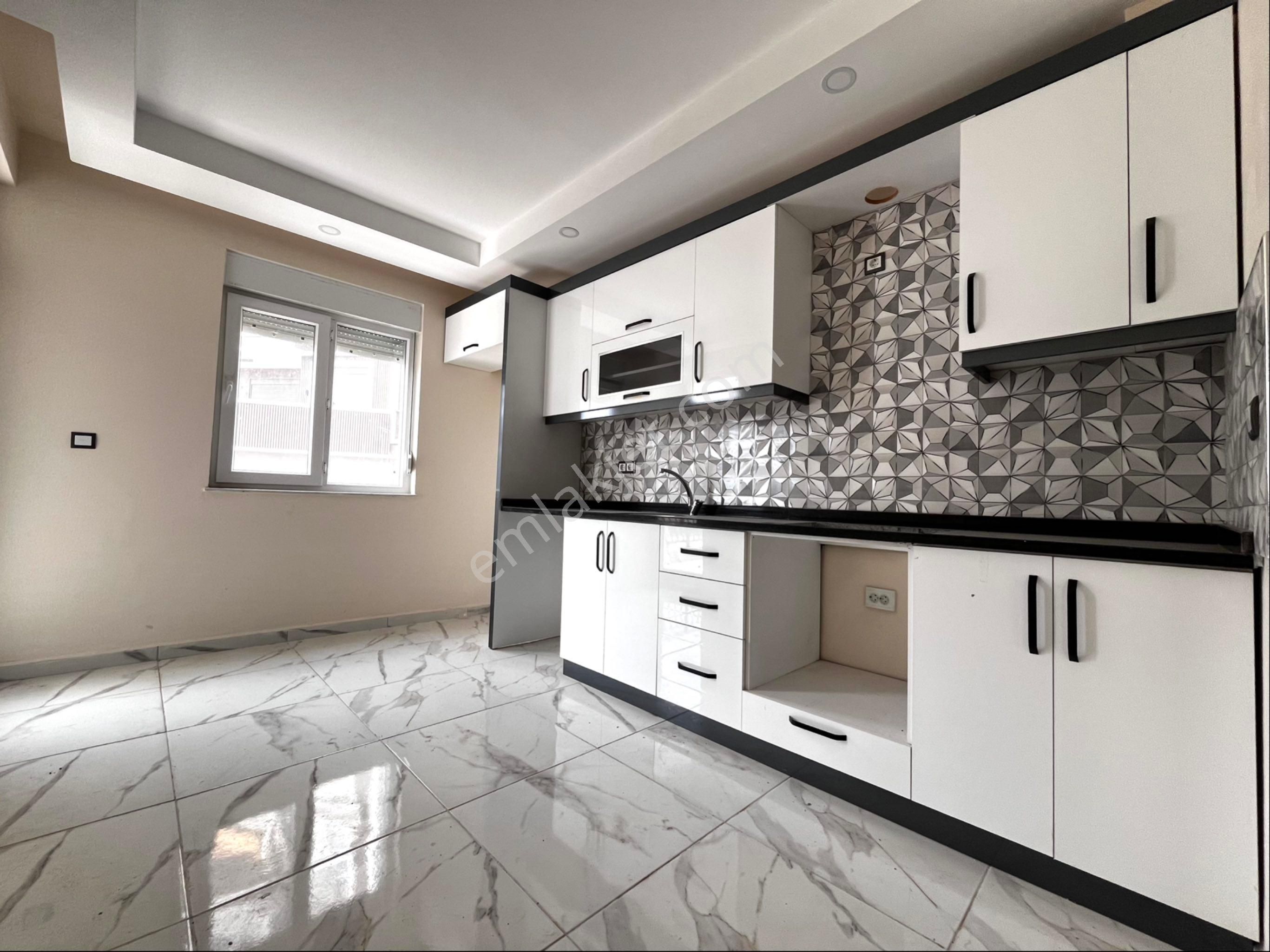 Aktoprak Mah. Asansörlü İskanlı Geniş Kullanışlı Katta 3+1 Daire