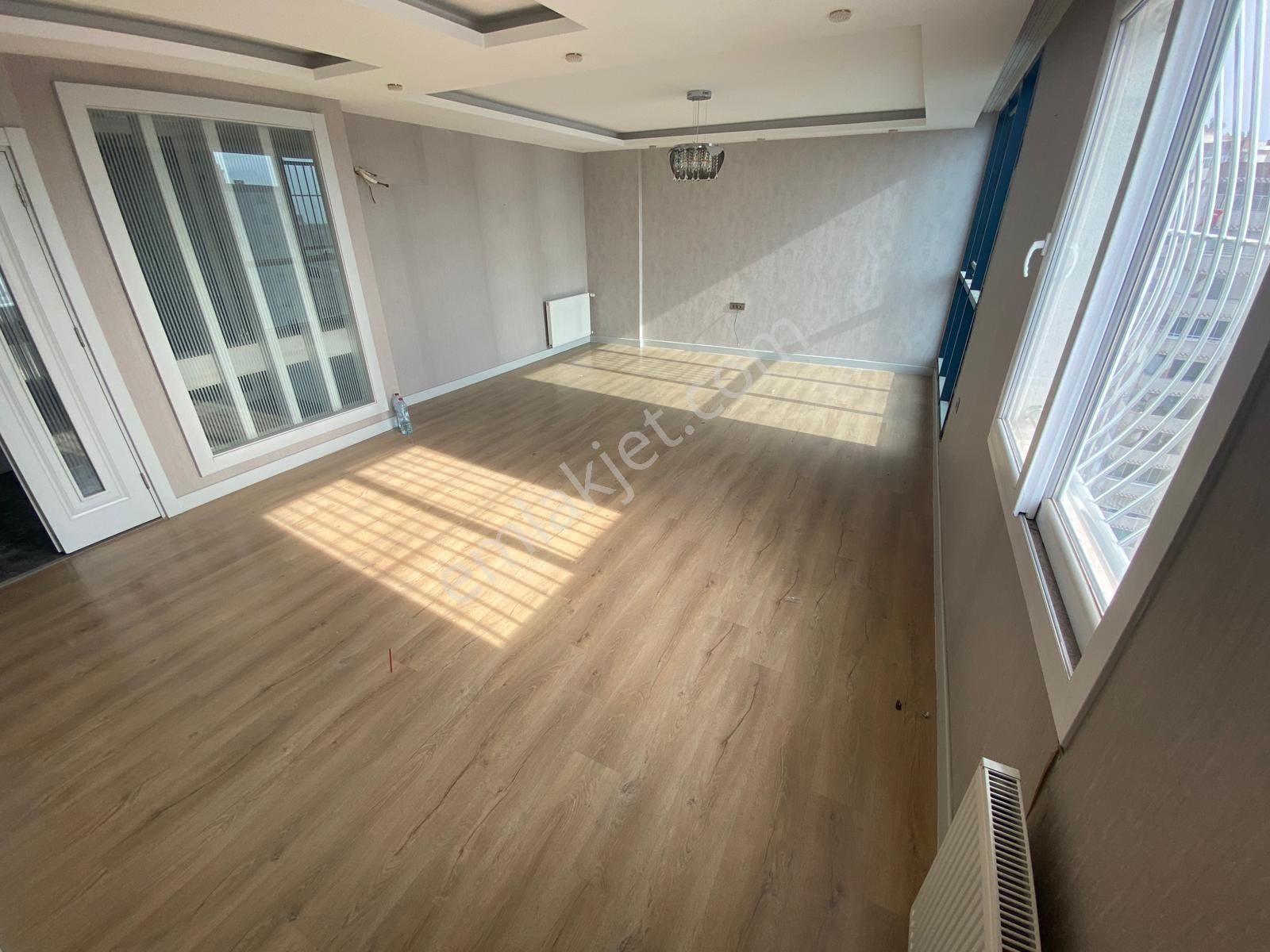 Çukurova Belediye Evleri Mah.s.demirel Bulv.üzeri Kapalı Mutfaklı Alternatifsiz Lüks Daire - Görsel 4