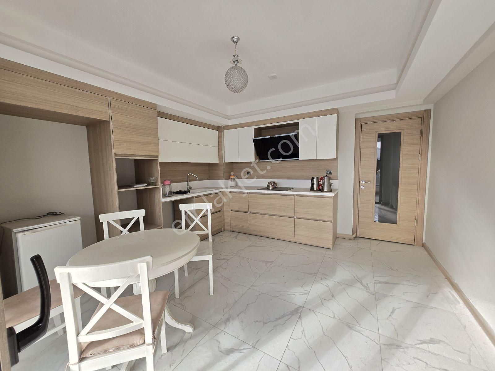 Ahimesut Mah. Ultra Lux 4+1 Satılık *asansörlü* Site Dairesi