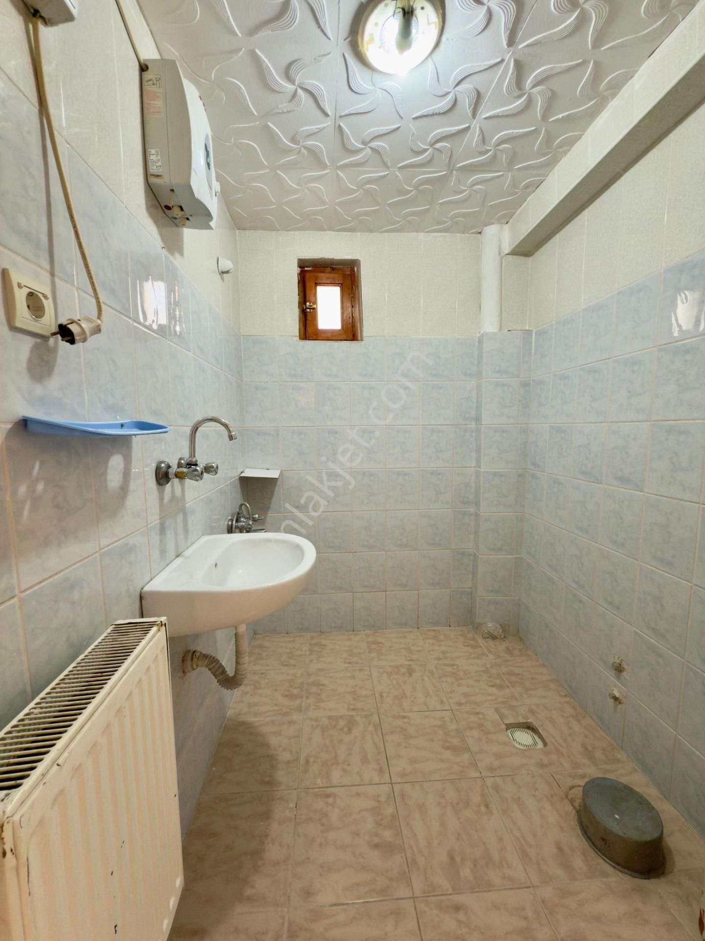 Kalecik Emlak'tan Merkez Mah Okullar Bölgesinde Isı Yalıtımlı Hesaplı 3+1 - Görsel 16