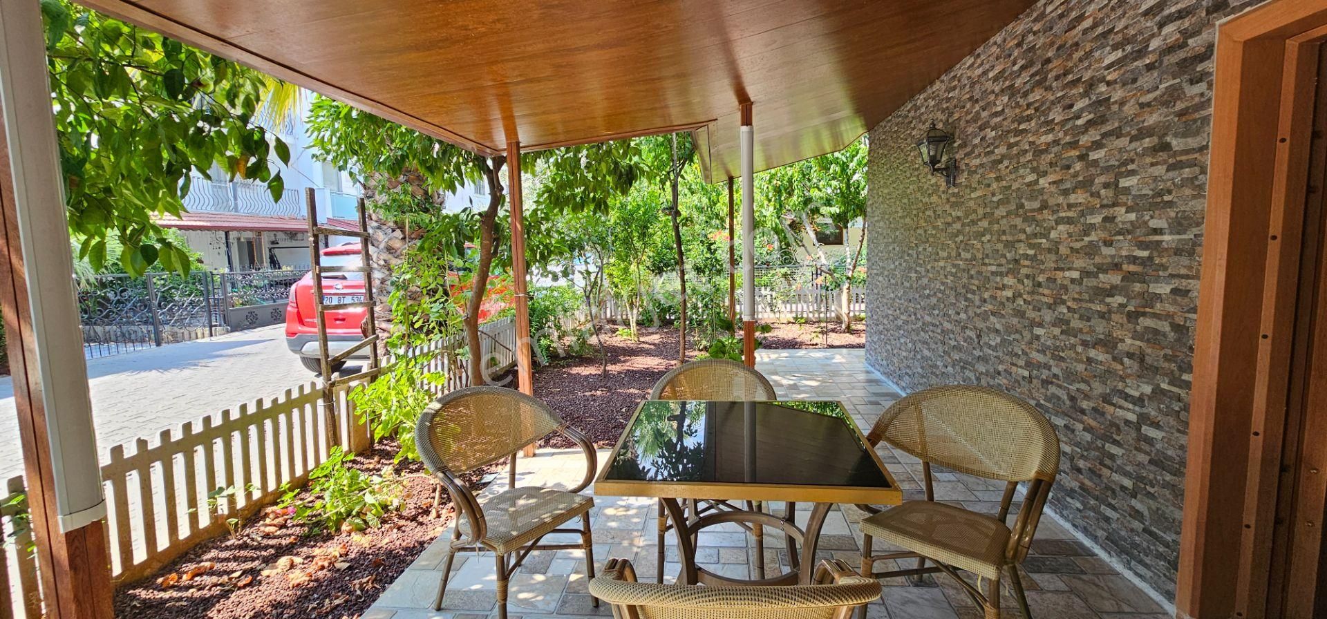 Goldhouse Dan Satılık Akarca Da Denize Yürüme Mesafesinde Köşe Konumda İkiz Villa - Görsel 31