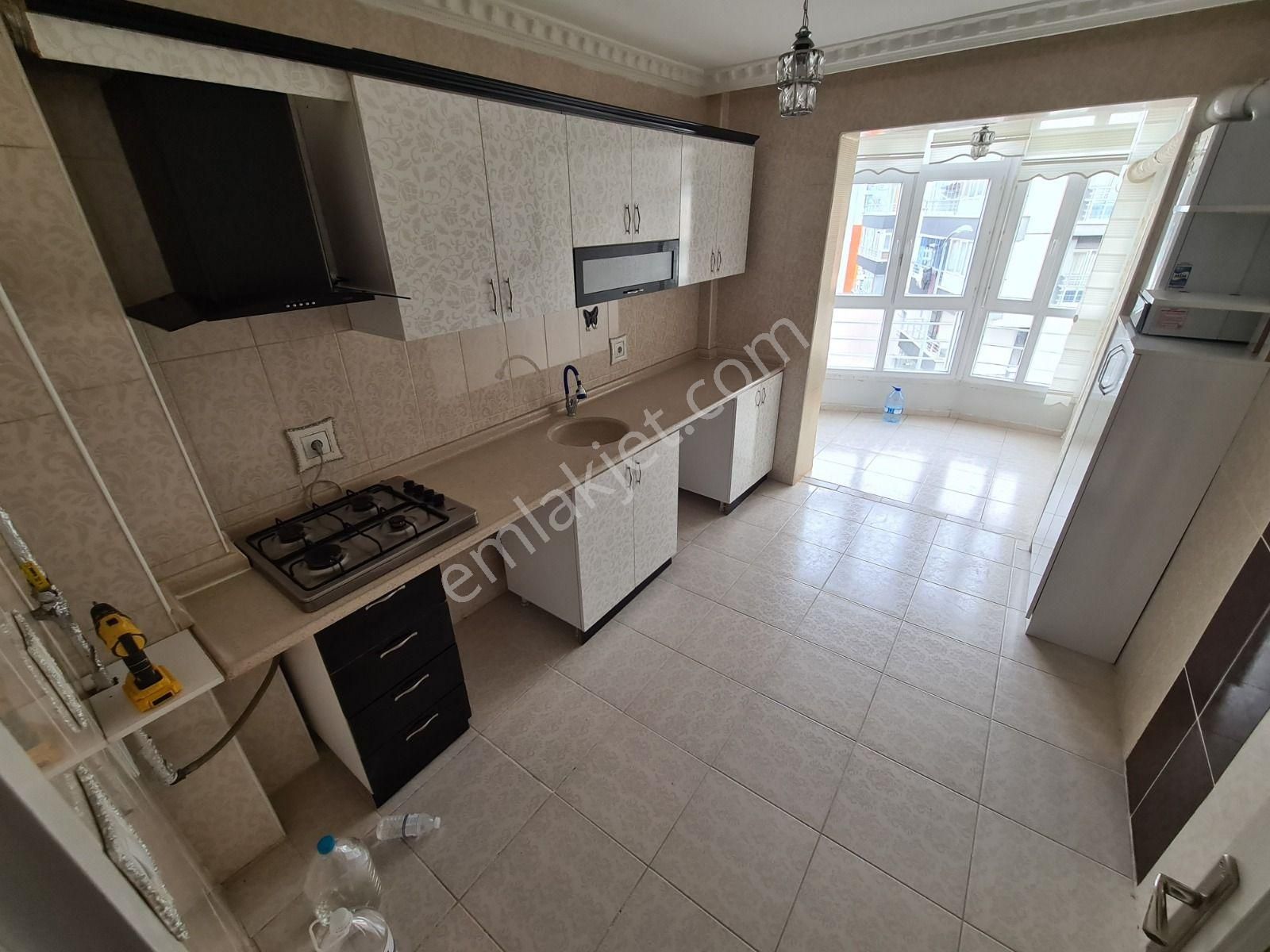 Yükseltepe Vadikent Yanı Arakat Asansörlü Ön Cephe Kiralık 3+1