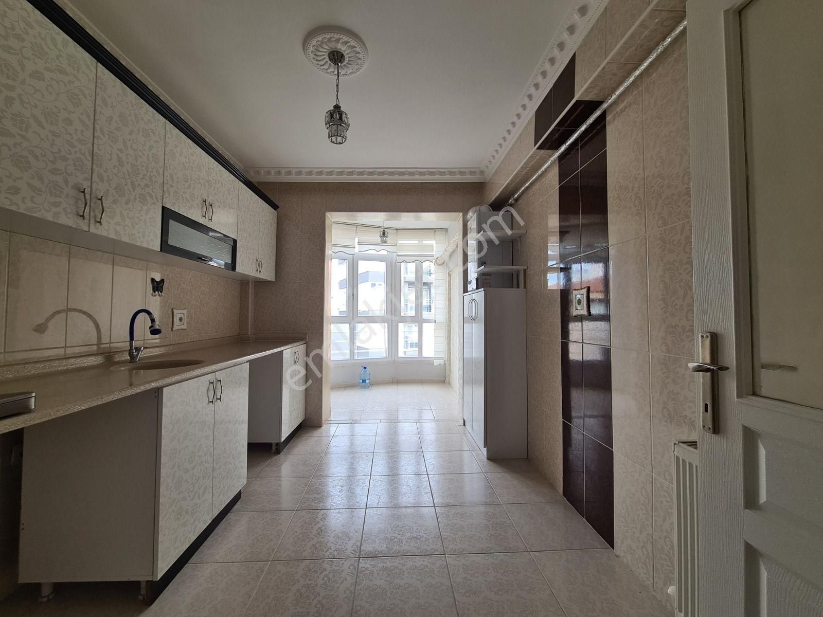 Yükseltepe Vadikent Yanı Arakat Asansörlü Ön Cephe Kiralık 3+1 - Görsel 2