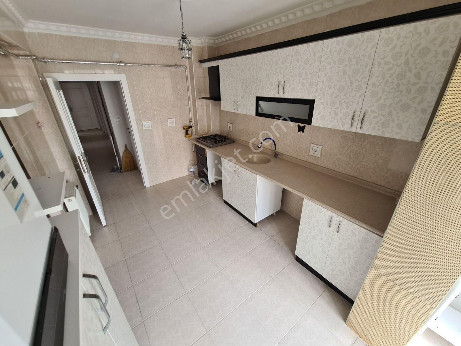 Yükseltepe Vadikent Yanı Arakat Asansörlü Ön Cephe Kiralık 3+1 - Görsel 4