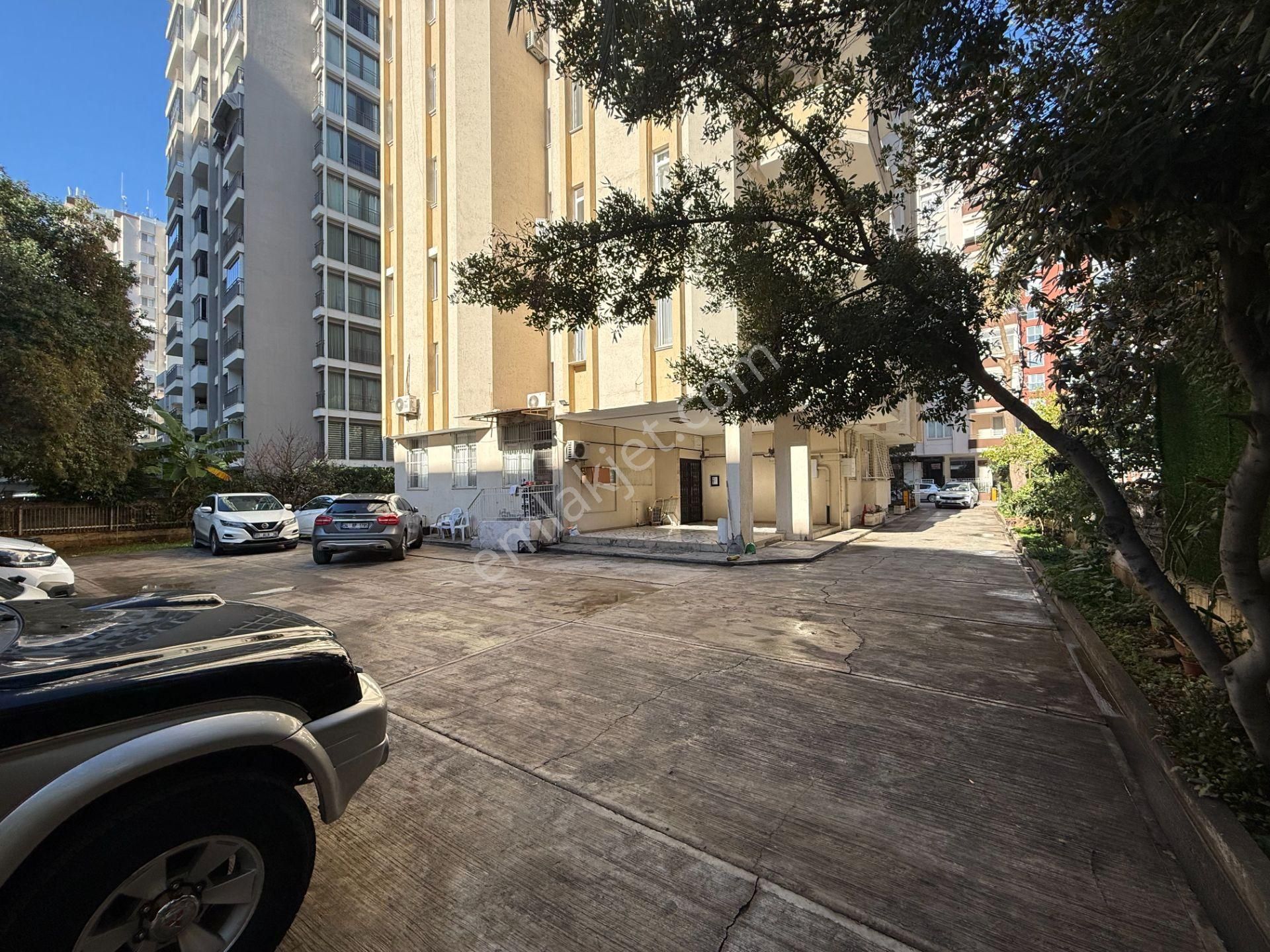 Cemalpaşa Toros Caddesinde 3+1 185 M2 Hasarsız/merkezi Isıtma Kiralık Daire - Görsel 29