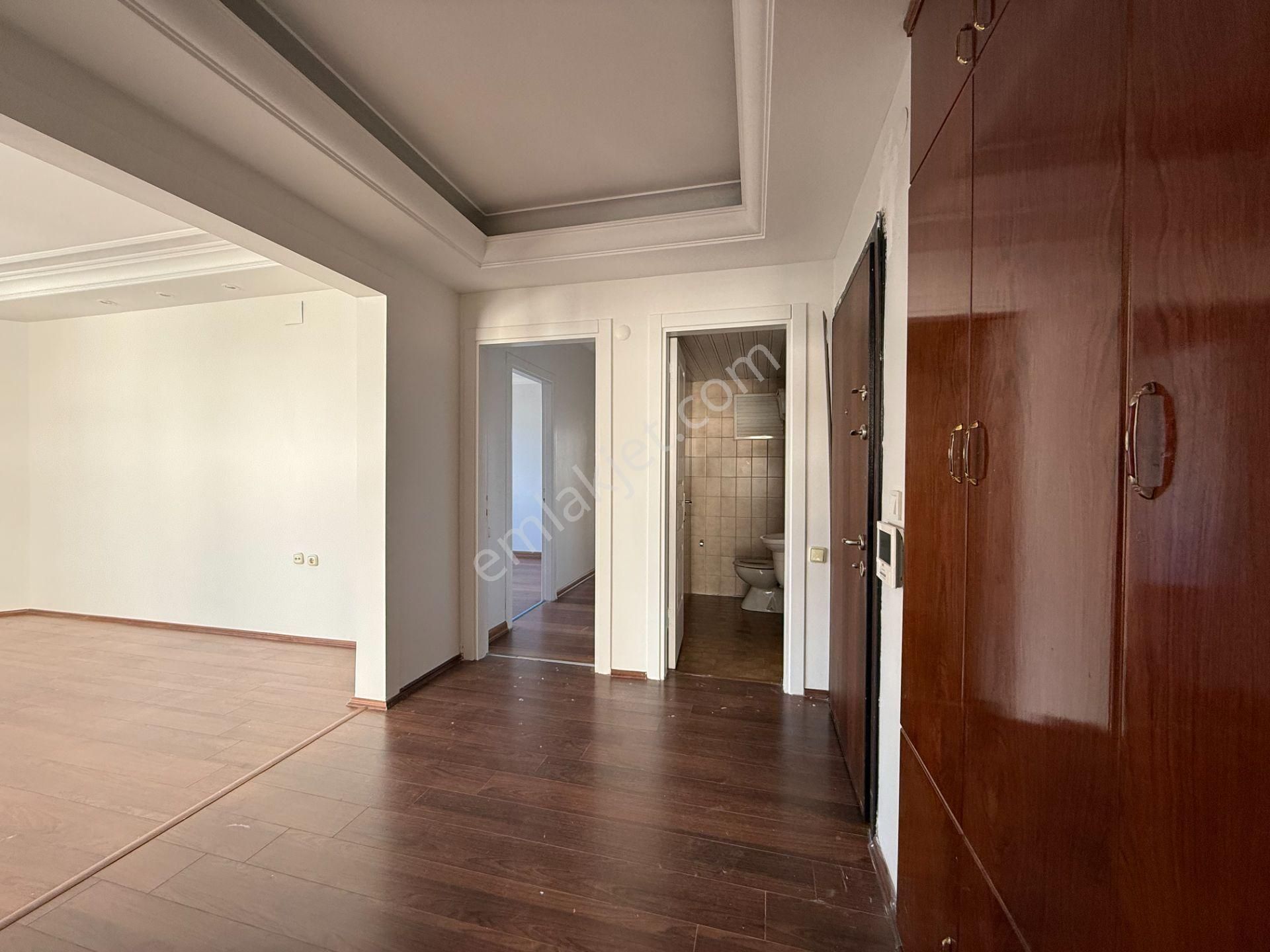 Cemalpaşa Toros Caddesinde 3+1 185 M2 Hasarsız/merkezi Isıtma Kiralık Daire - Görsel 6