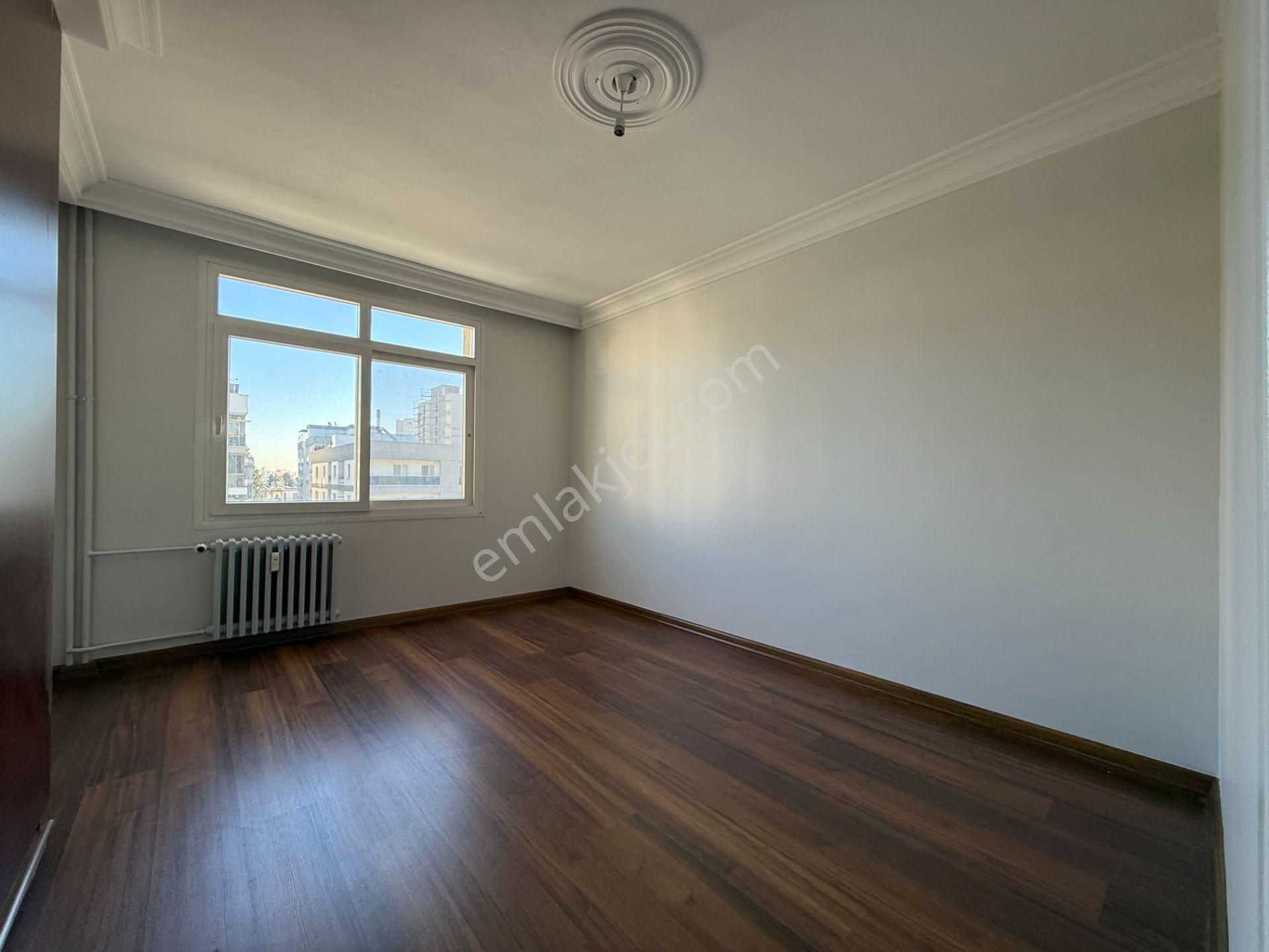 Cemalpaşa Toros Caddesinde 3+1 185 M2 Hasarsız/merkezi Isıtma Kiralık Daire - Görsel 15