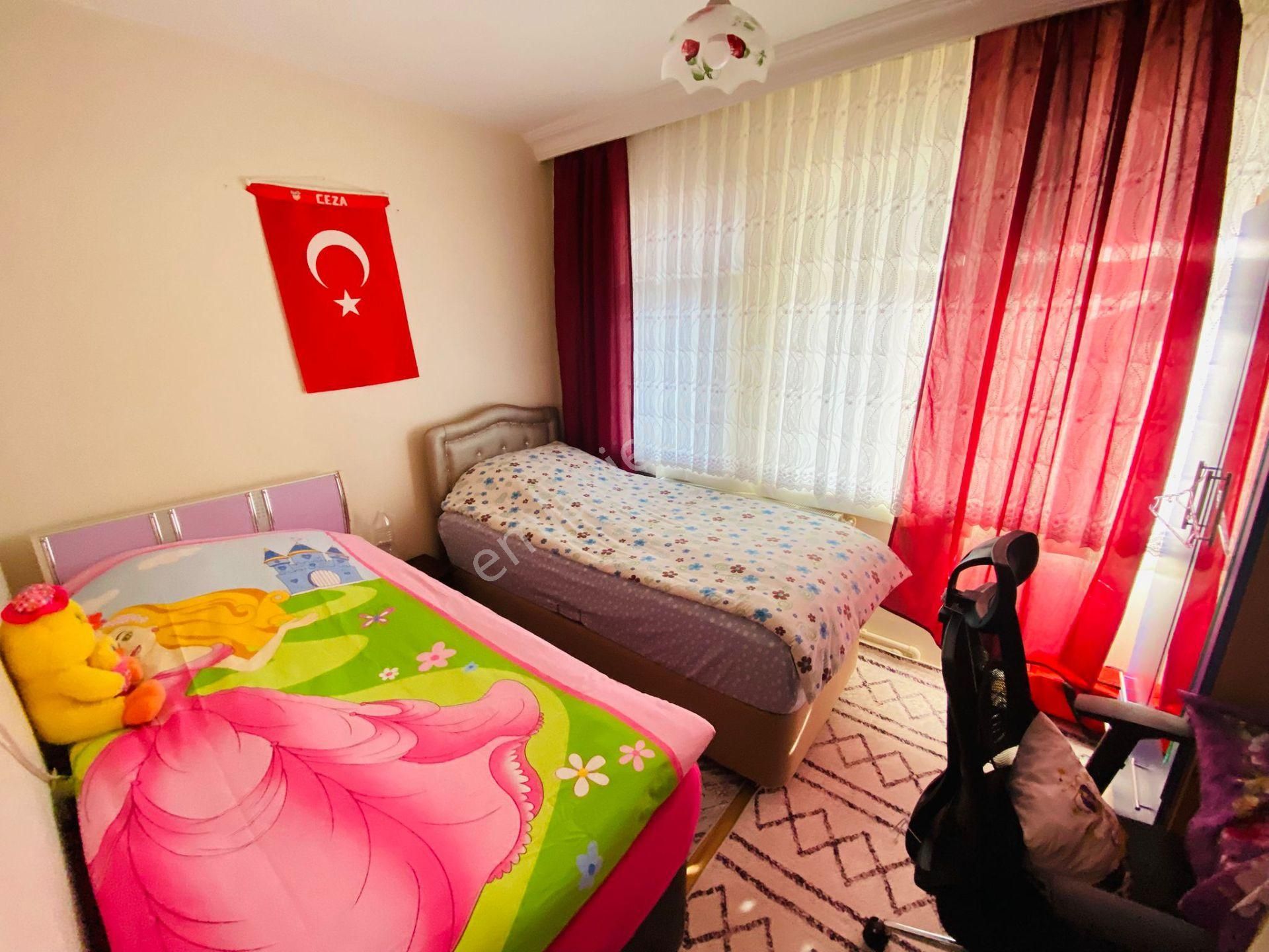 General Zeki Doğan'da Ara Katta 2+1 Satılık Daire !!! - Görsel 11