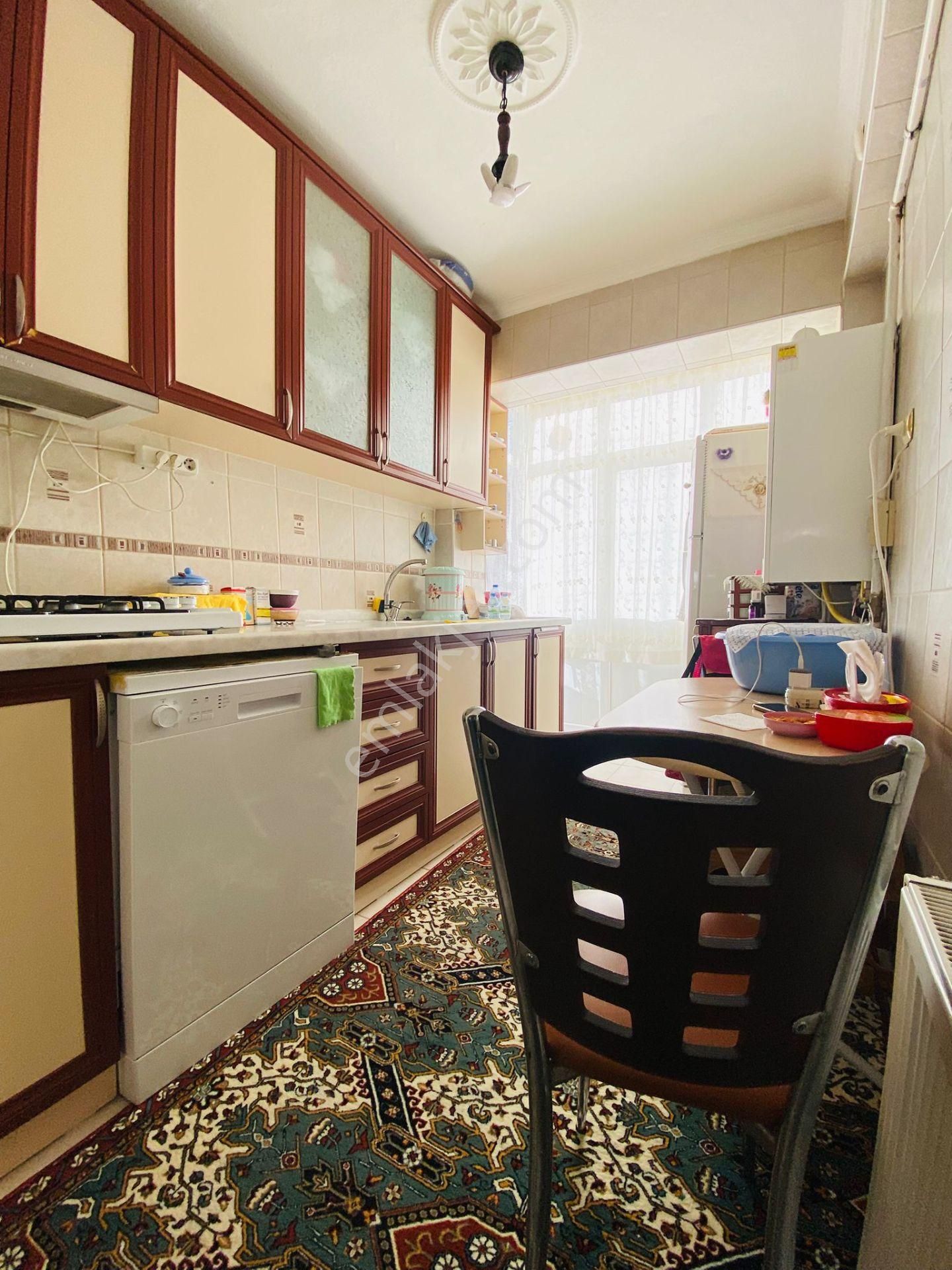 General Zeki Doğan'da Ara Katta 2+1 Satılık Daire !!! - Görsel 16