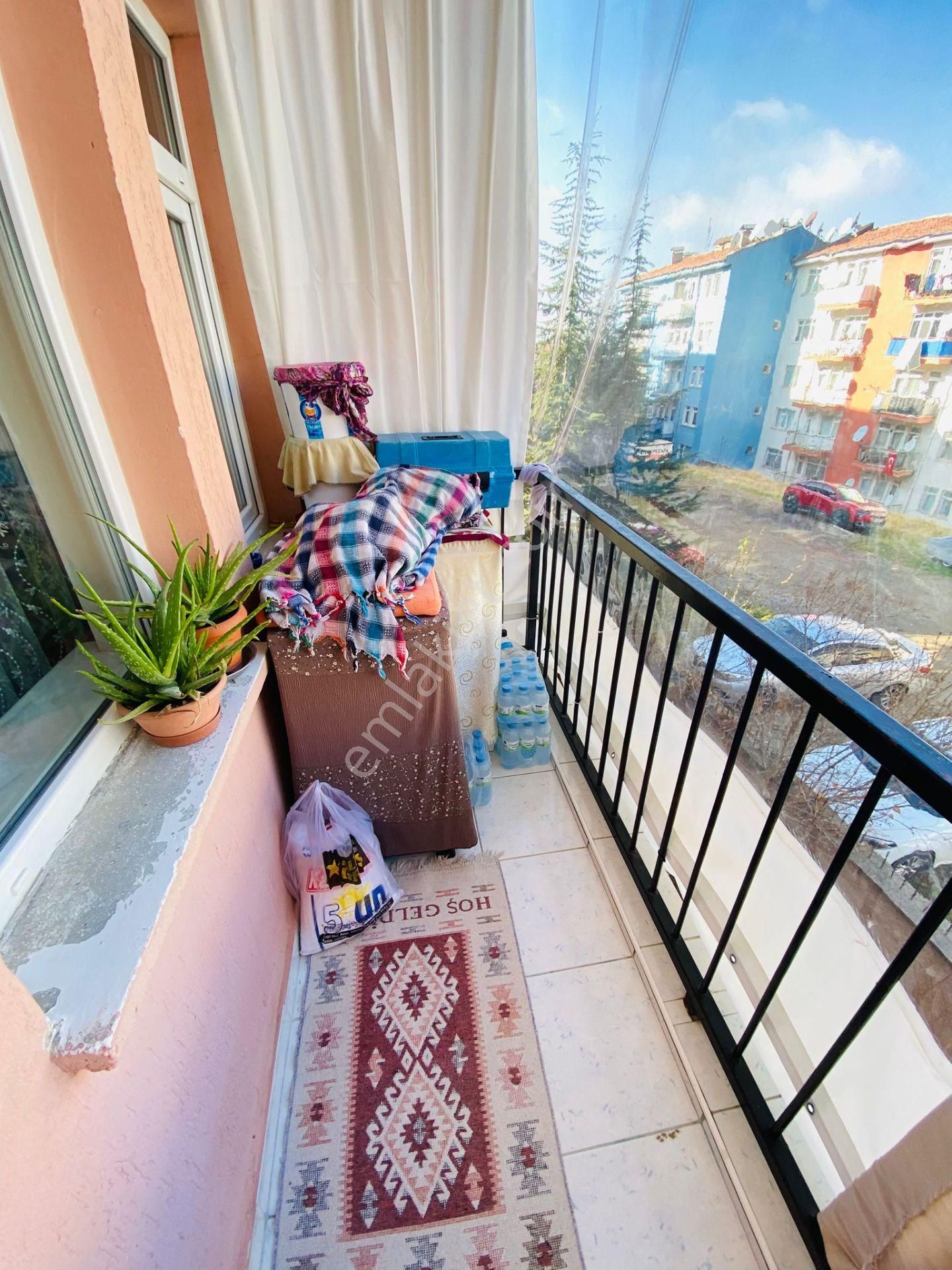 General Zeki Doğan'da Ara Katta 2+1 Satılık Daire !!! - Görsel 24