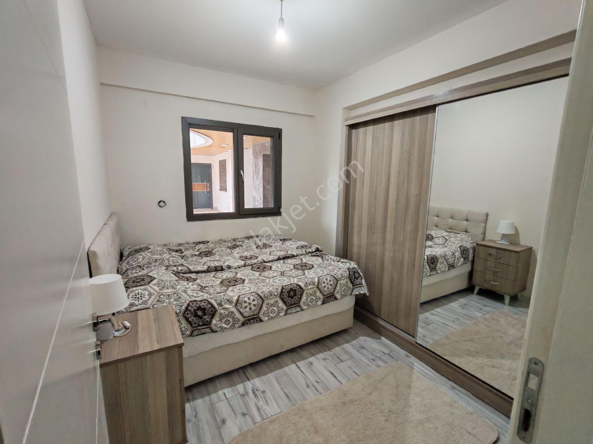 Kuşadası Kadınlar Denizinde, Sahile 100 Metre Eşyalı 1+1 Kiralık - Görsel 13