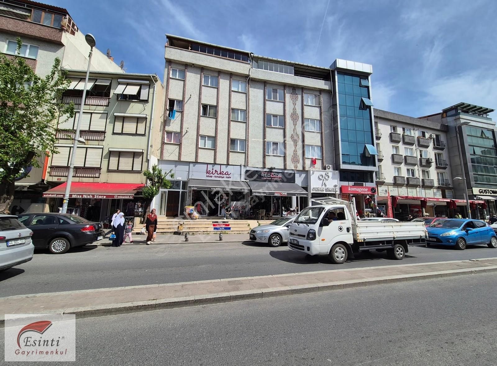 Alanaldı Cd Üzeri, Merkezi Konum Geniş Ara Kat Eşyalı 1+1 Daire - Görsel 20