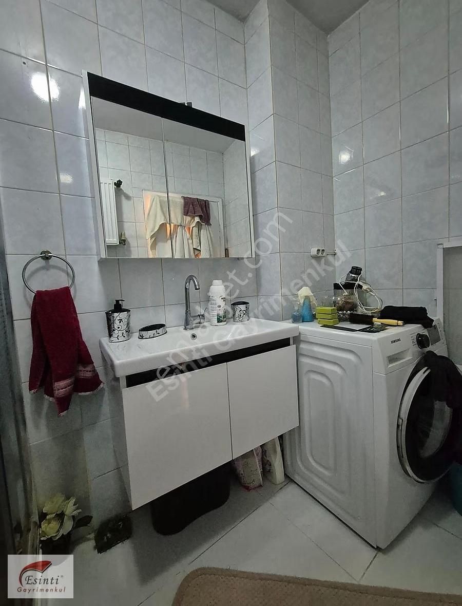 Alanaldı Cd Üzeri, Merkezi Konum Geniş Ara Kat Eşyalı 1+1 Daire - Görsel 3