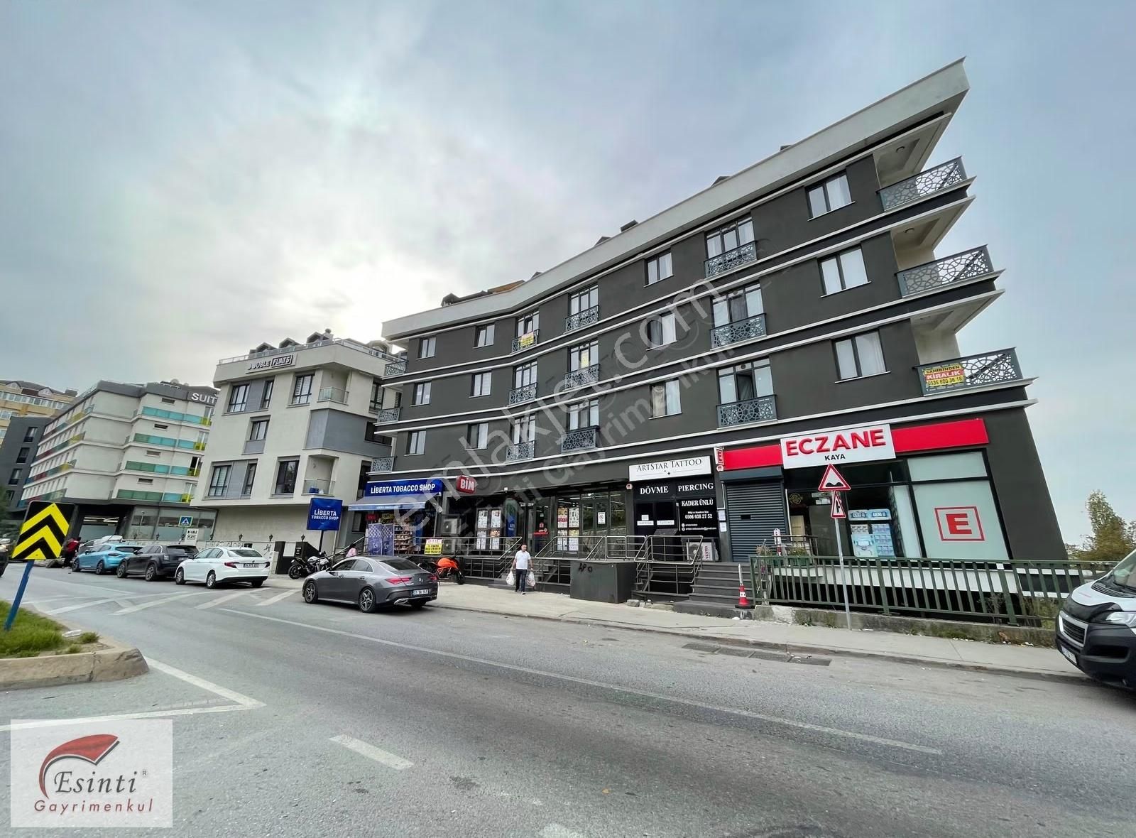 Yeditepe Üniv. Karşısı Yeni Bina 7/24 Güvenlik Eşyalı 1+1 Daire - Görsel 10