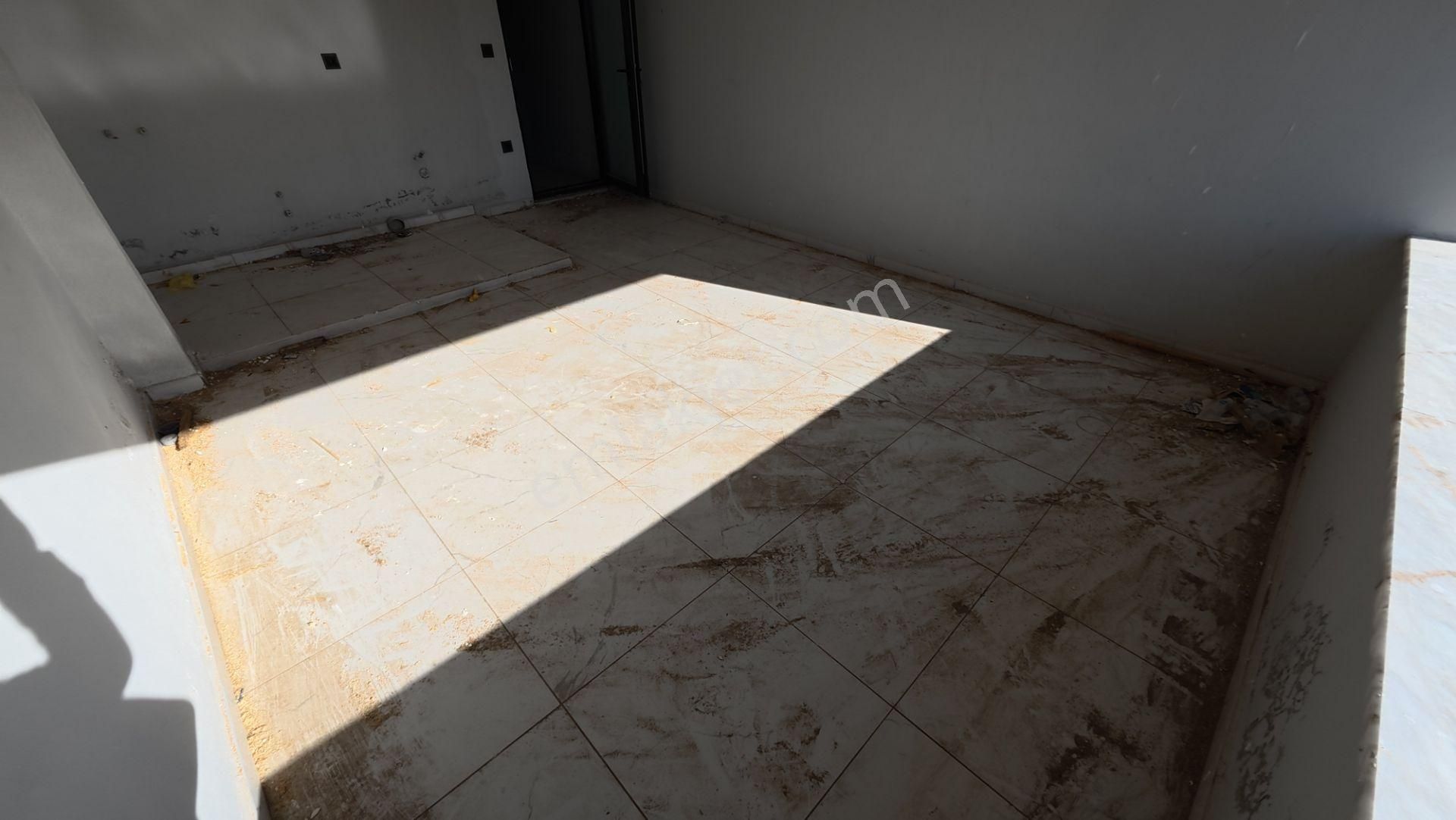 Karasu'da Müstakil Havuzlu Bahçeli 3+1 Dubleks Sıfır Villa - Görsel 34