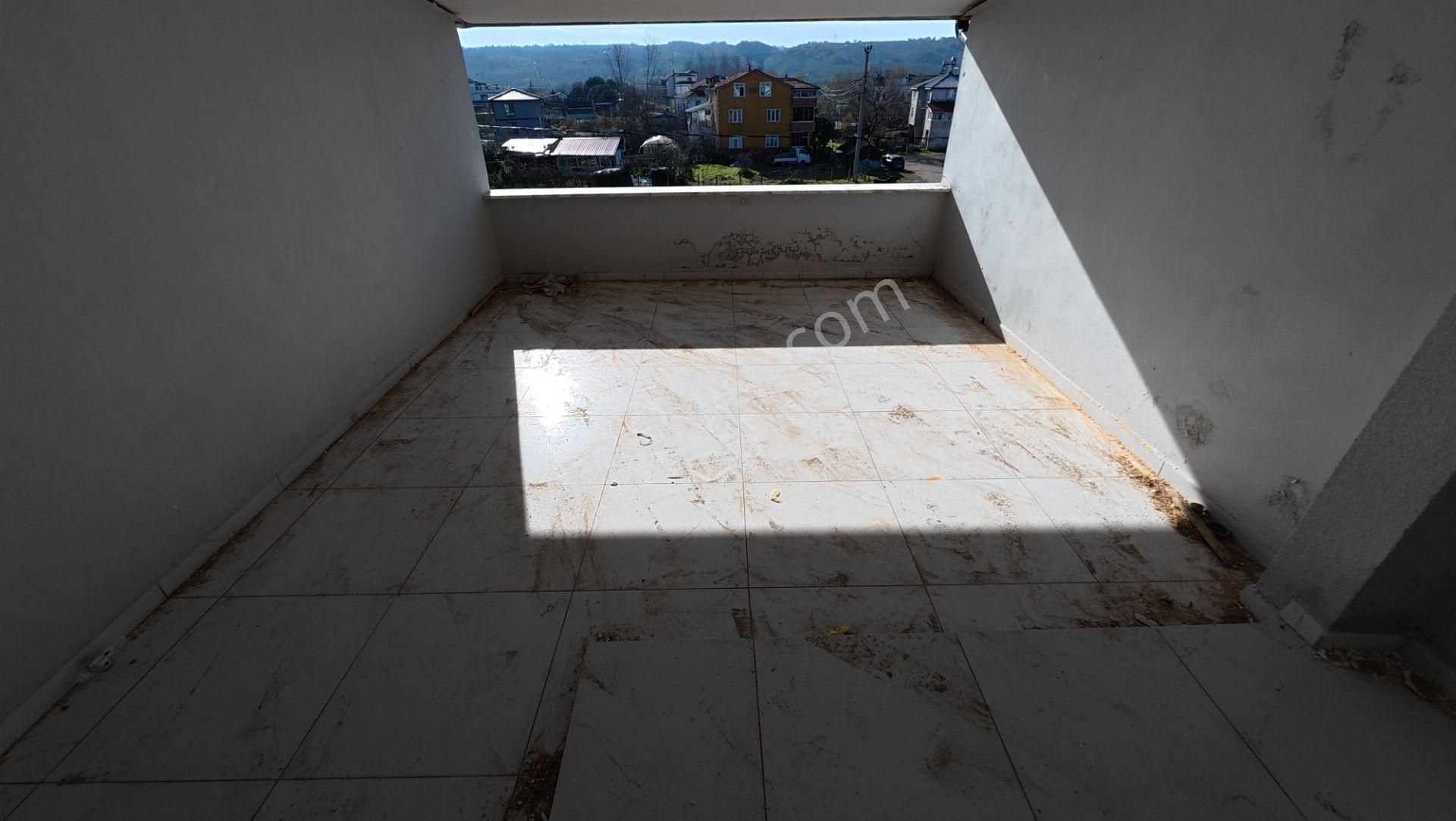 Karasu'da Müstakil Havuzlu Bahçeli 3+1 Dubleks Sıfır Villa - Görsel 33