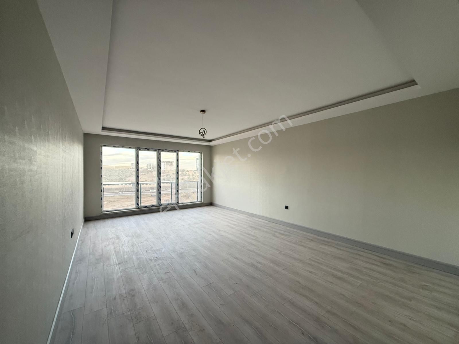 Yenimahalle Susuz Mah. Oturuma Hazır Ultra Lüks Yapılı 4+1 Satılık Konut - Görsel 8