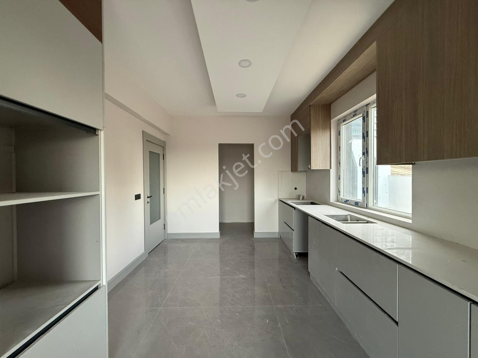 Yenimahalle Susuz Mah. Oturuma Hazır Ultra Lüks Yapılı 4+1 Satılık Konut - Görsel 2