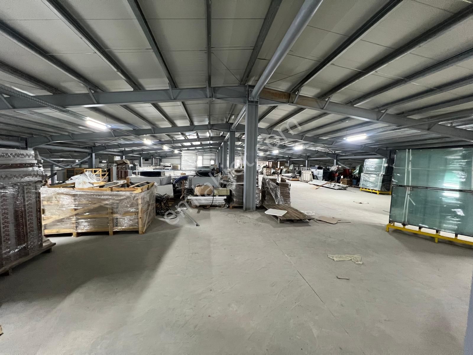 Hafif İmalata Ve Depolamaya Uygun 9000 M2 Kiralık Fabrika - Görsel 27