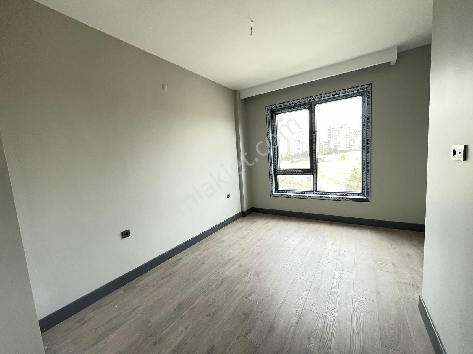 Perla Yalçın Park Evlerinde 4+1 Kapalı Otoparklı Ara Kat Daire - Görsel 16