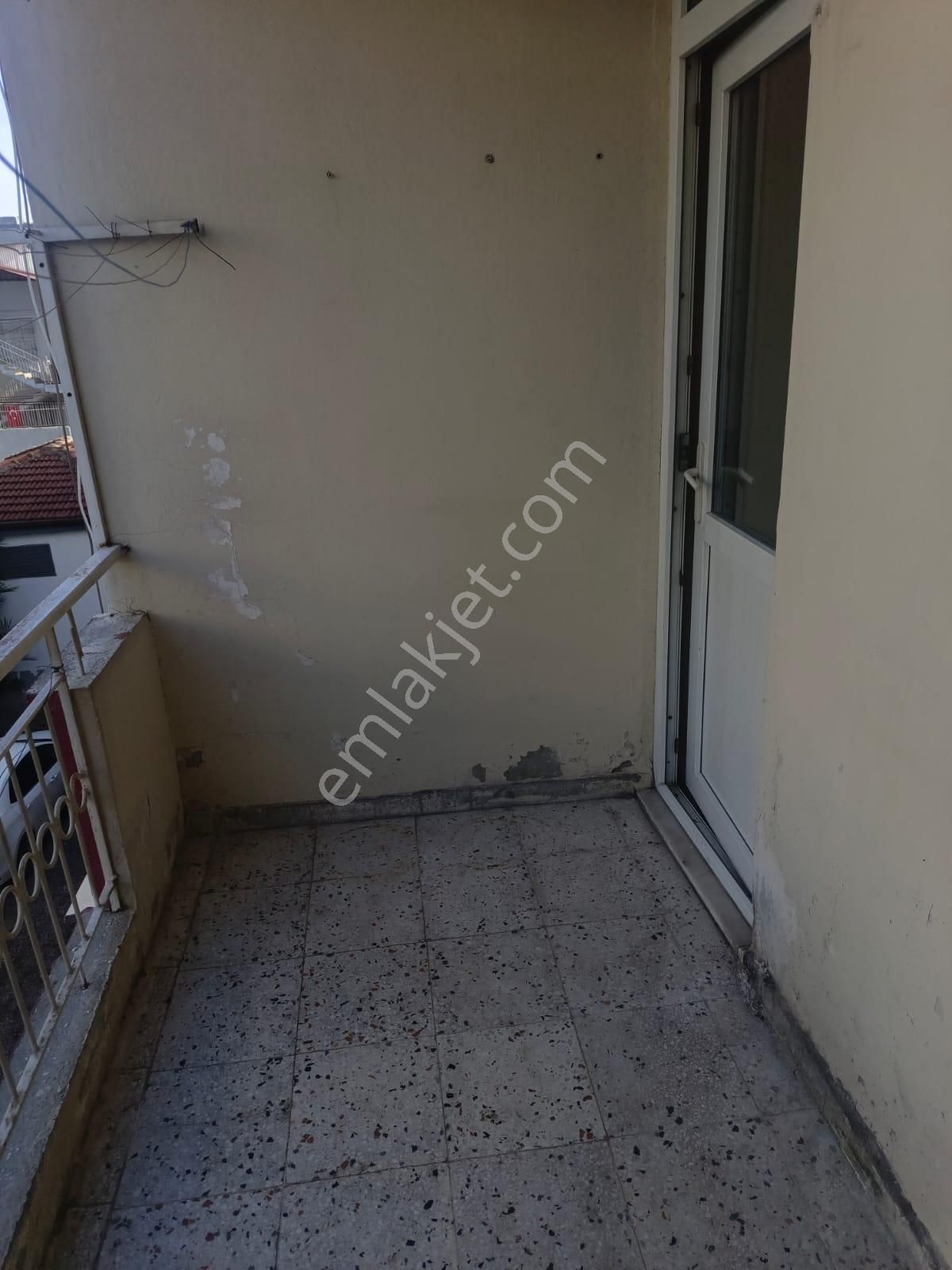 3ev Emlak'tan Mithatpaşa Defne Caddesi Üzeri 3+1 Satılık Daire - Görsel 11