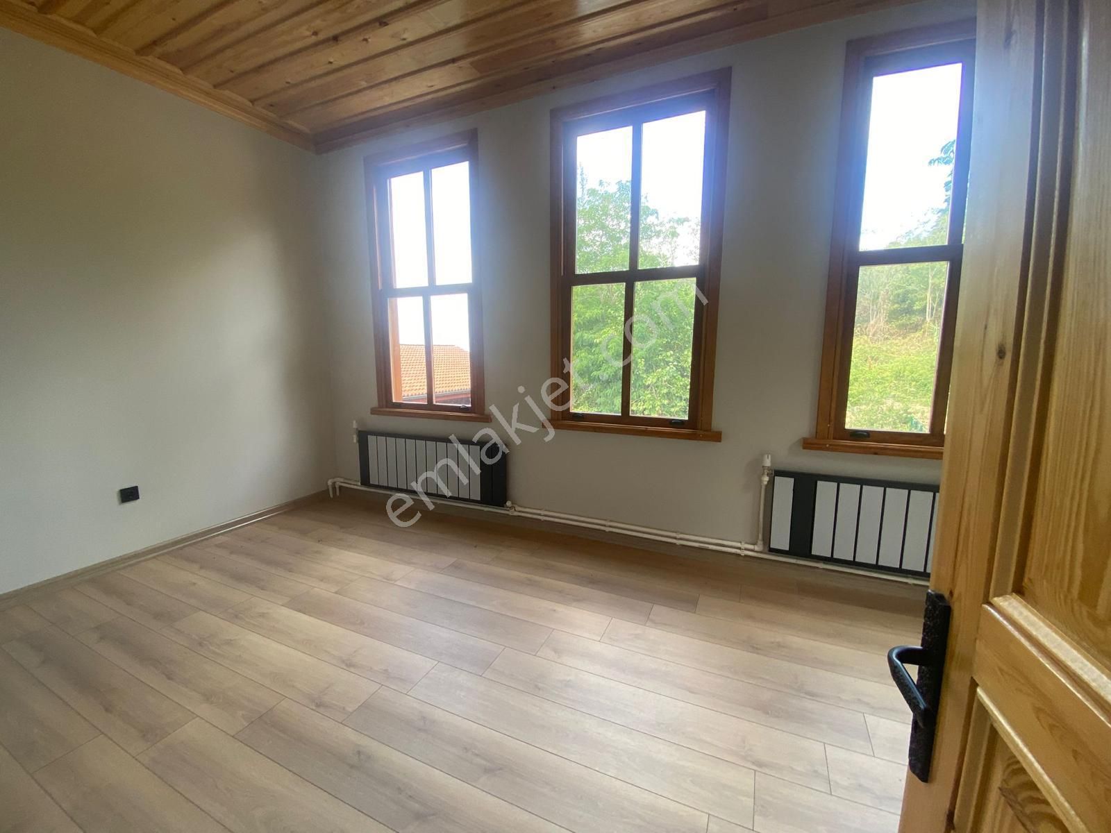 Çengelköy Sahiline 500m Emsalsiz Müstakil Ev - Görsel 28