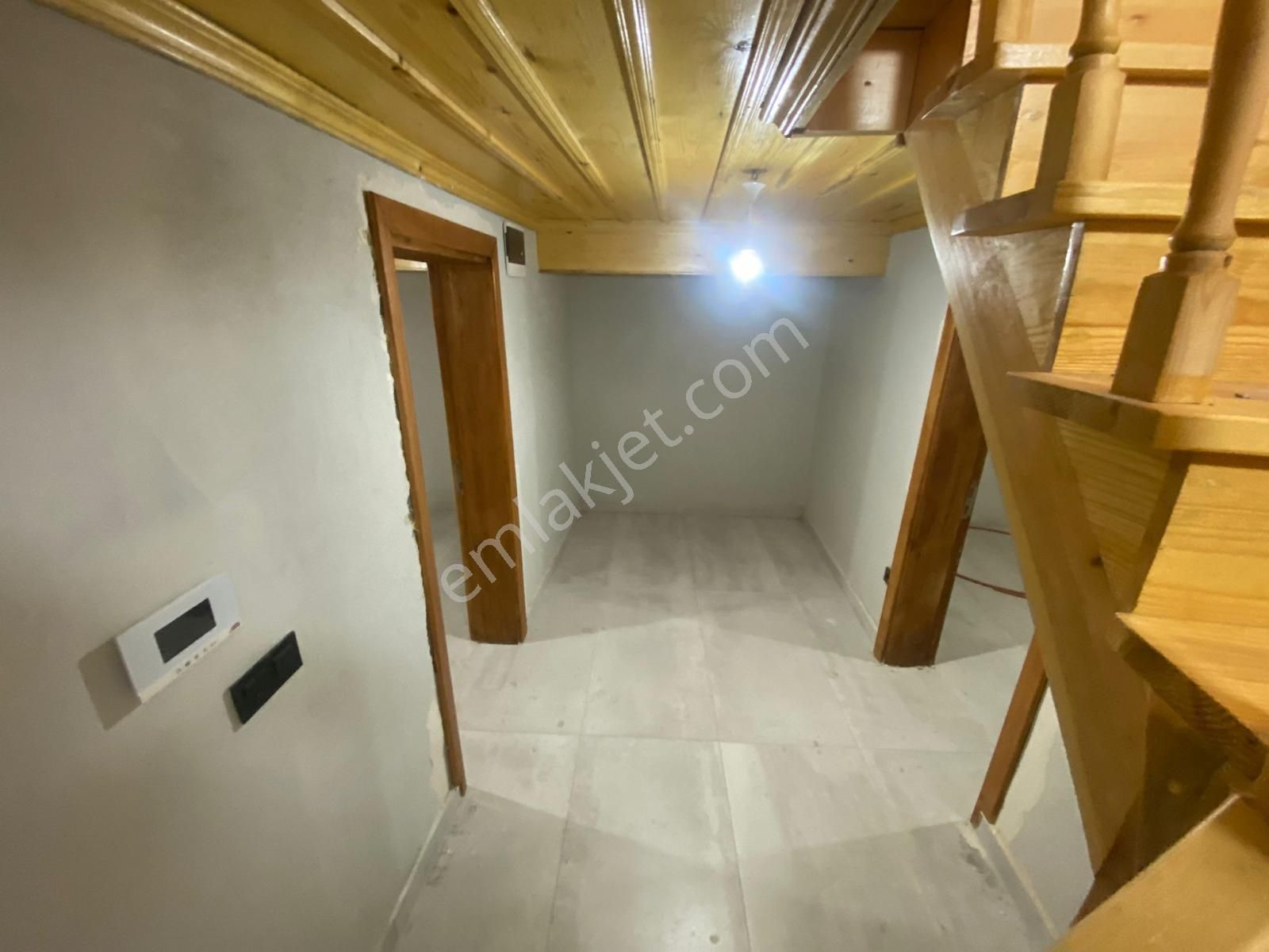 Çengelköy Sahiline 500m Emsalsiz Müstakil Ev - Görsel 14