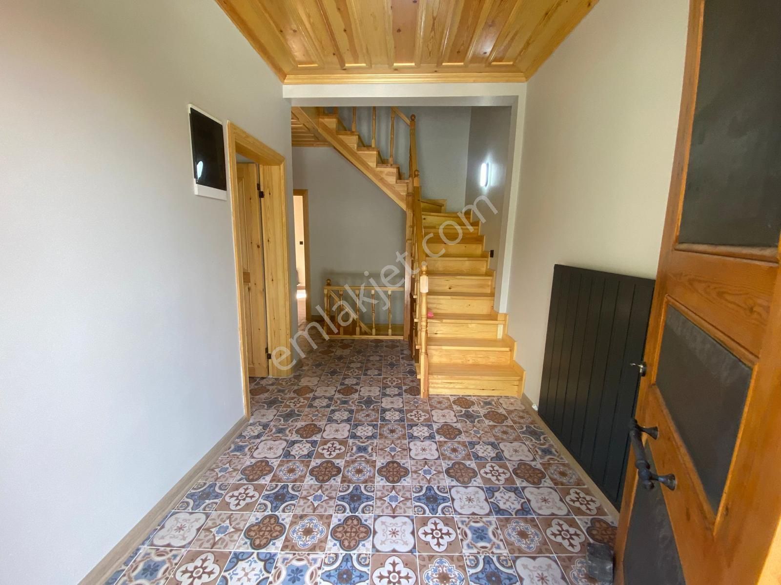 Çengelköy Sahiline 500m Emsalsiz Müstakil Ev - Görsel 10