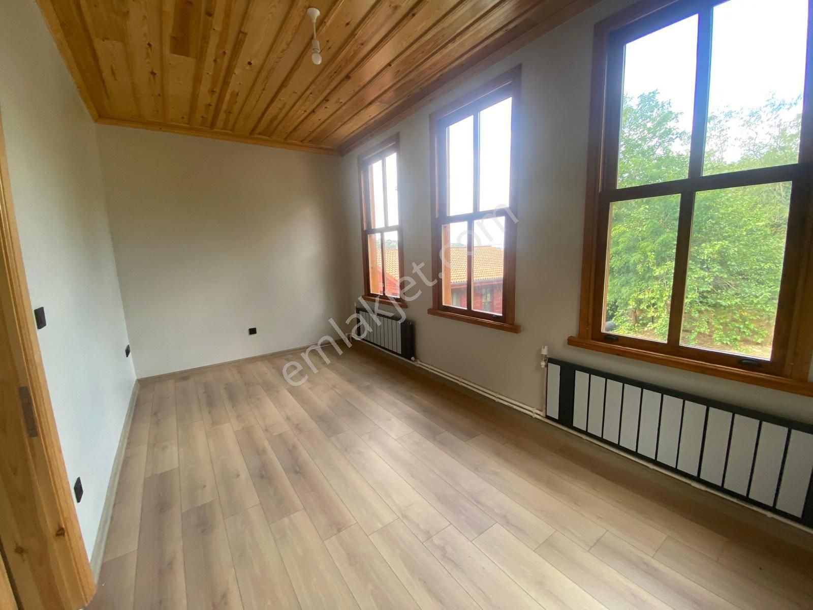 Çengelköy Sahiline 500m Emsalsiz Müstakil Ev - Görsel 26