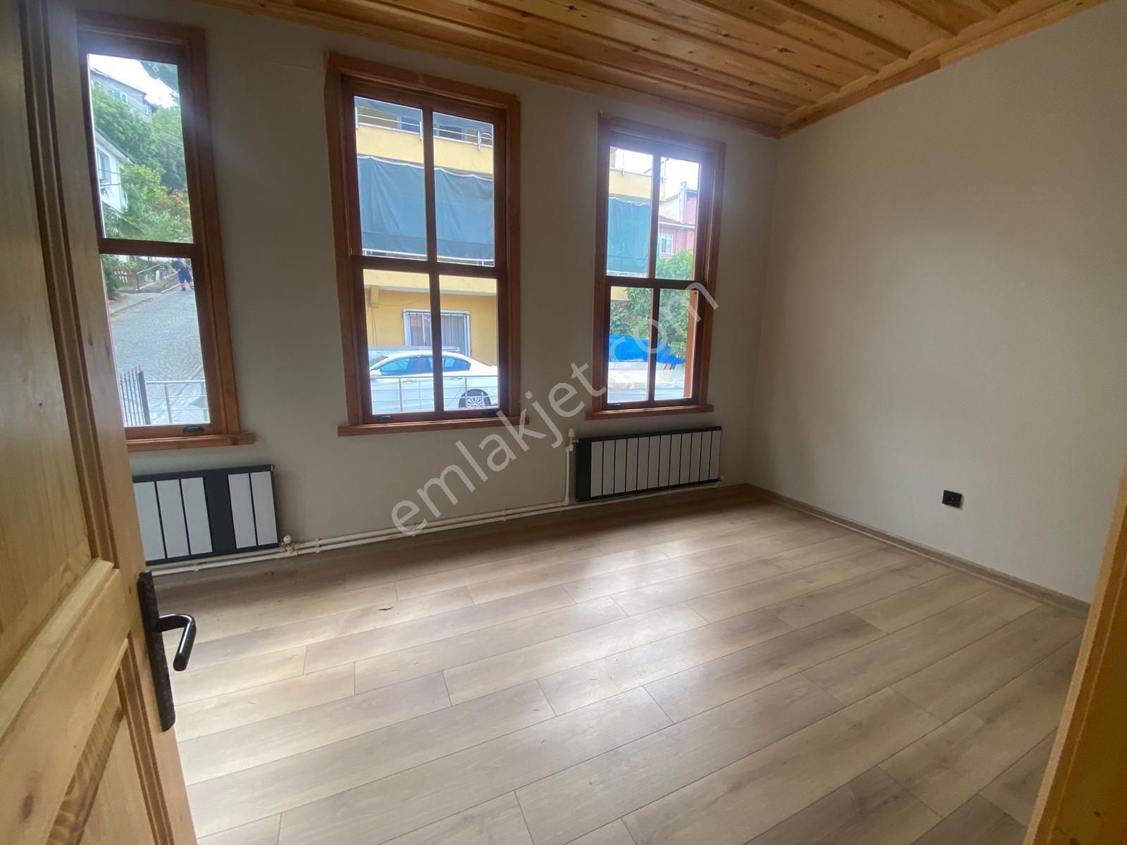 Çengelköy Sahiline 500m Emsalsiz Müstakil Ev - Görsel 7