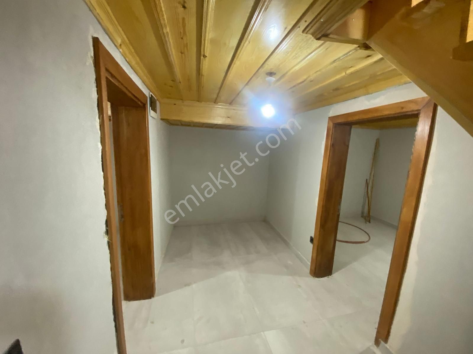 Çengelköy Sahiline 500m Emsalsiz Müstakil Ev - Görsel 23