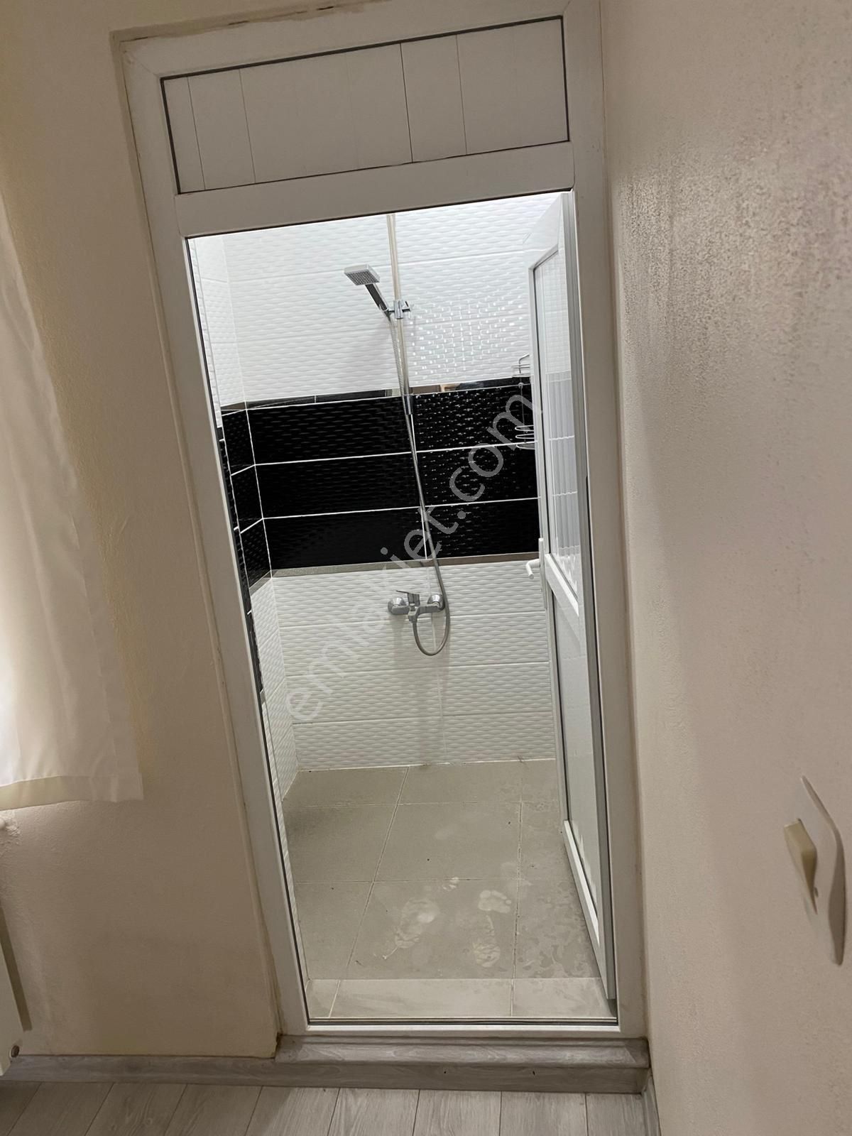 Sahibinden Müstakil Geniş Ve Ferah Aile Apartmanı - Görsel 26