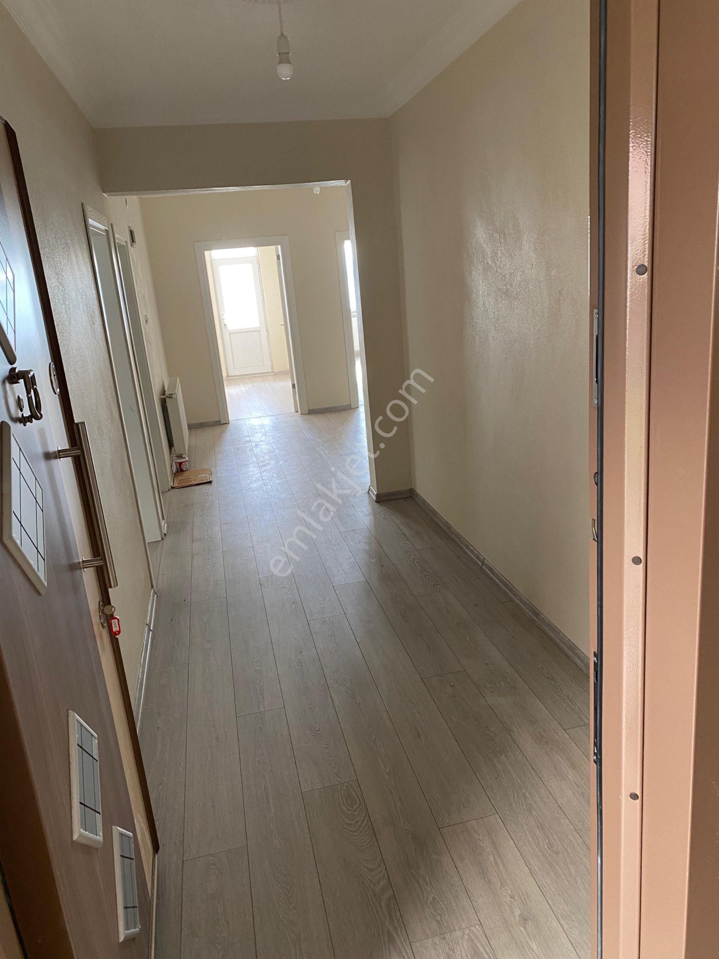 Sahibinden Müstakil Geniş Ve Ferah Aile Apartmanı - Görsel 19