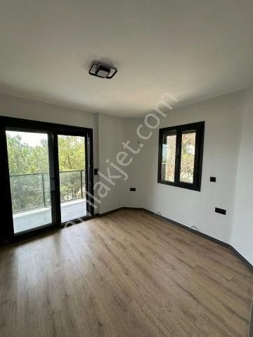 Kuşadasında Deniz Manzaralı Havuzlu 2+1 Satılık Sıfır Villa - Görsel 22