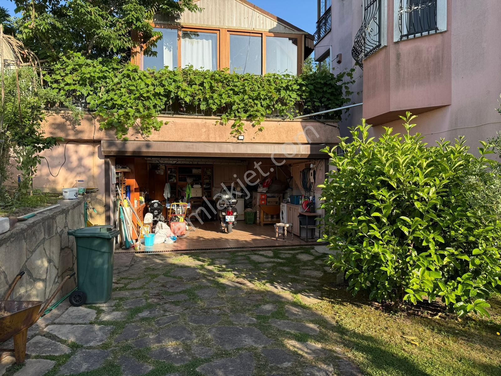 Naturel Gayrimenkulden Çavuşbaşında 6+2 Villa - Görsel 18