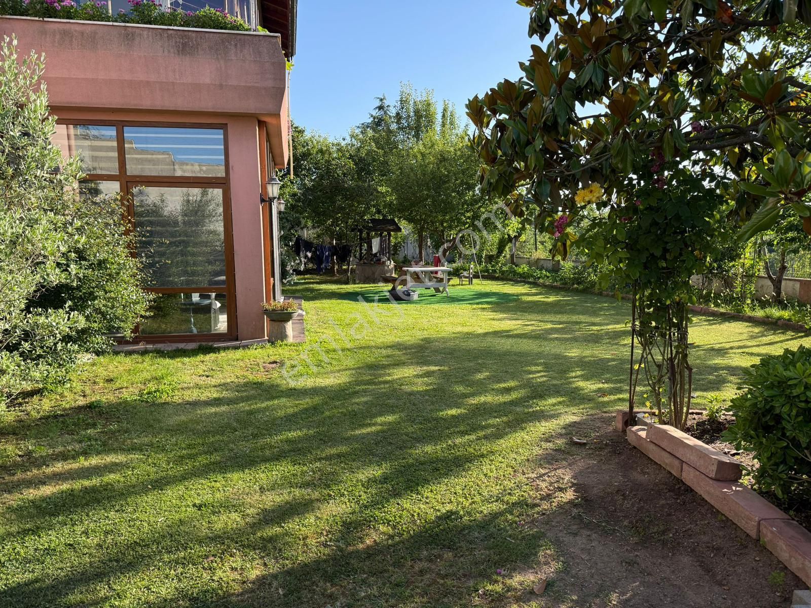 Naturel Gayrimenkulden Çavuşbaşında 6+2 Villa - Görsel 17