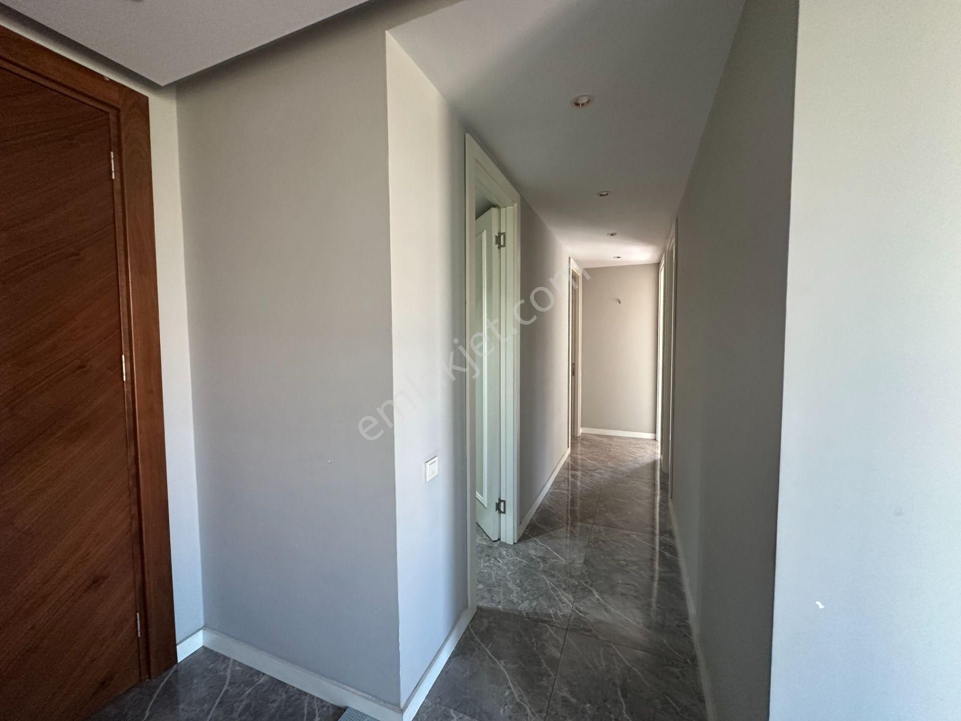 My Property Den Mezitli Menderes Mahallesinde Prestijli Sitede Satlık 3+1 Daire - Görsel 5