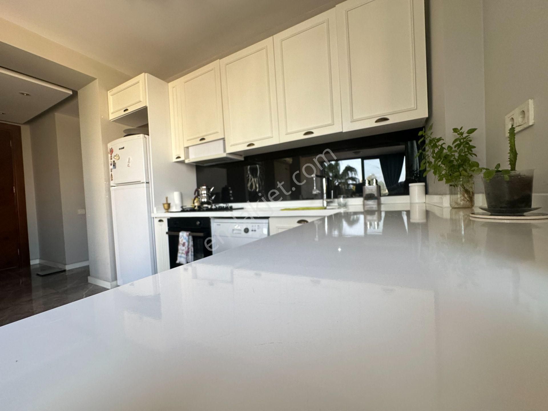 My Property Den Mezitli Menderes Mahallesinde Prestijli Sitede Satlık 3+1 Daire