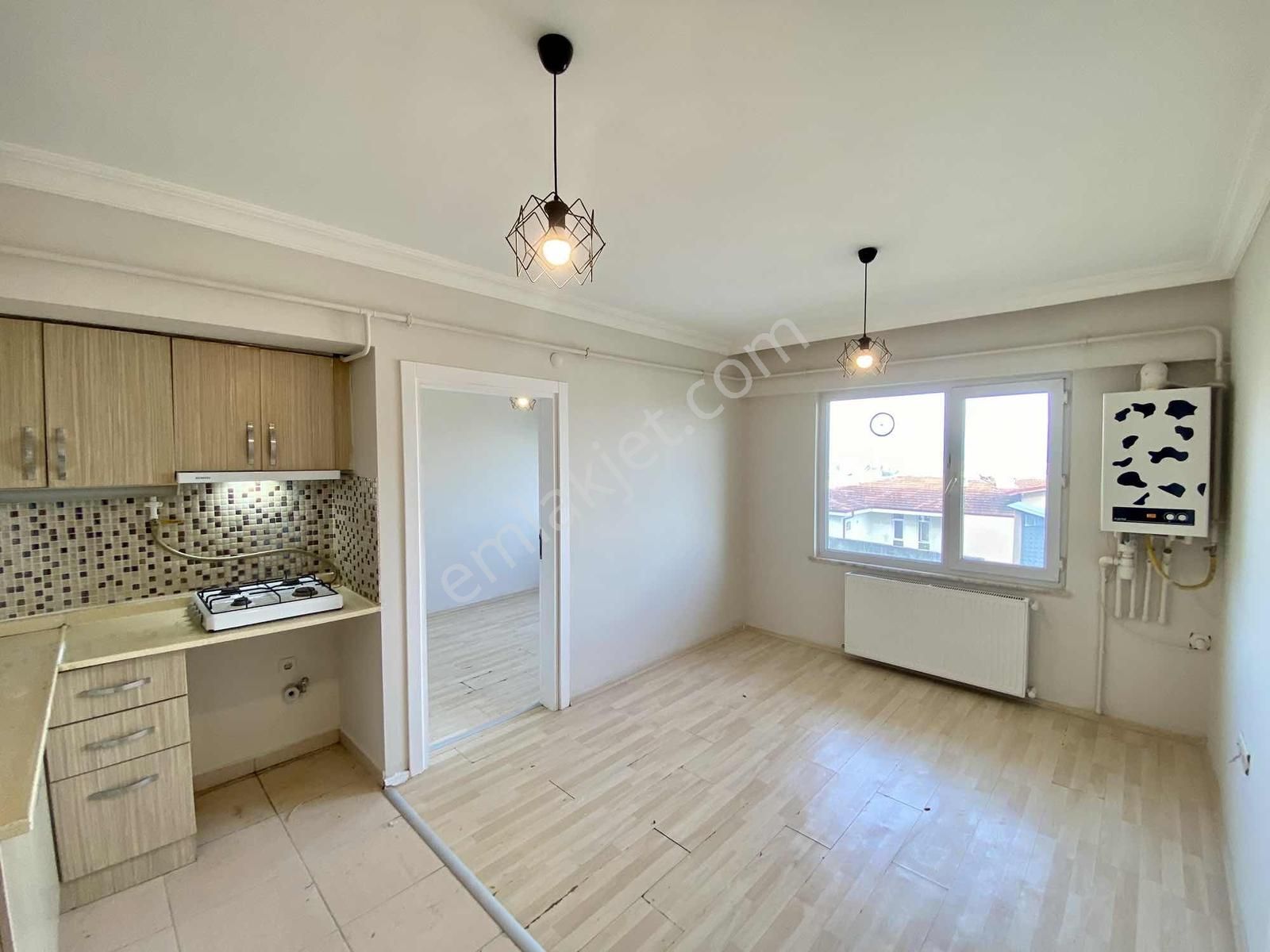 Medar Hastanesi Yakını,çift Banyolu 2+1 Kiralık Daire