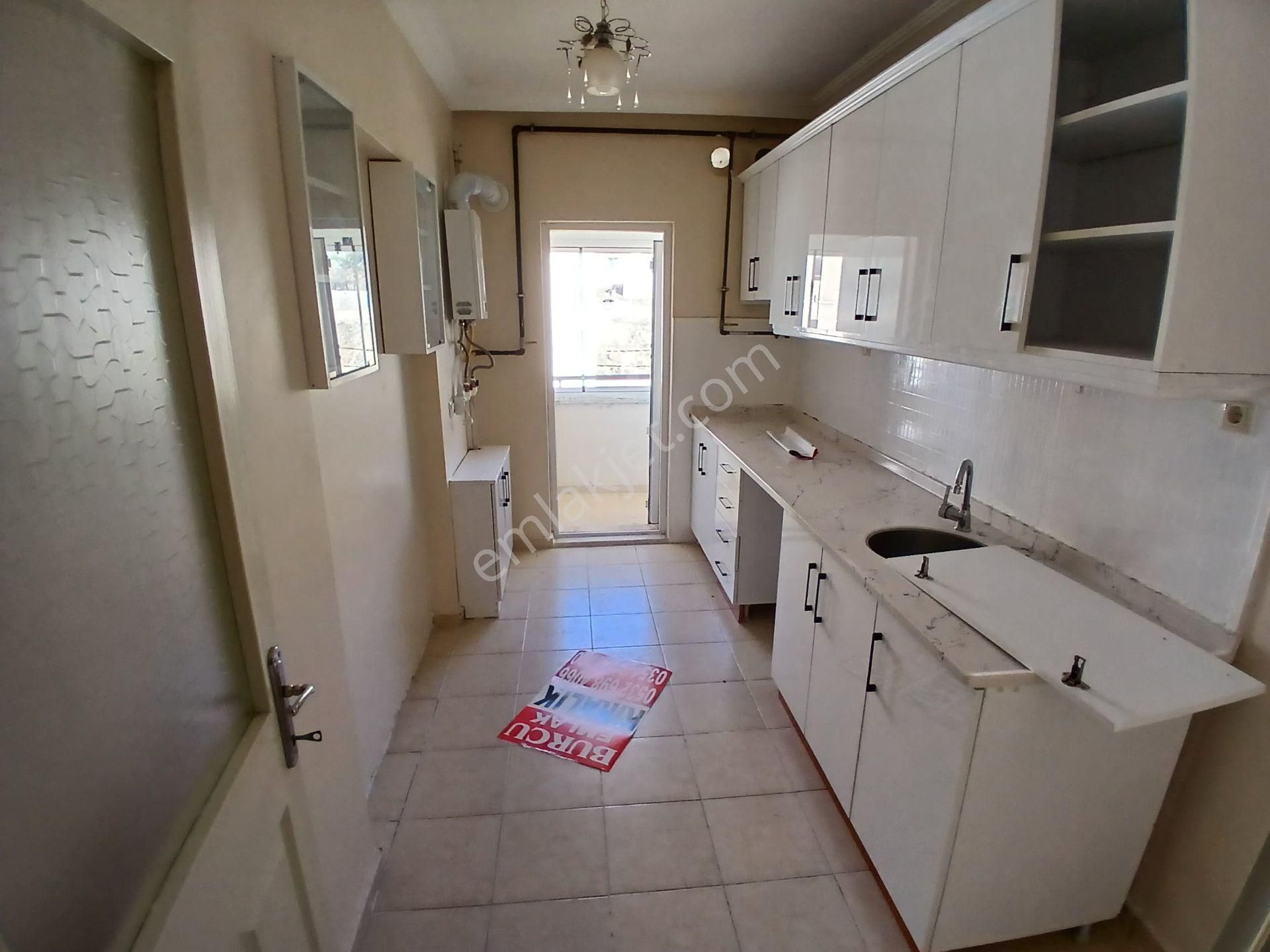 Cezaevi Tokide 2+1 Satılık Daire *** Burcu Emlaktan - Görsel 3