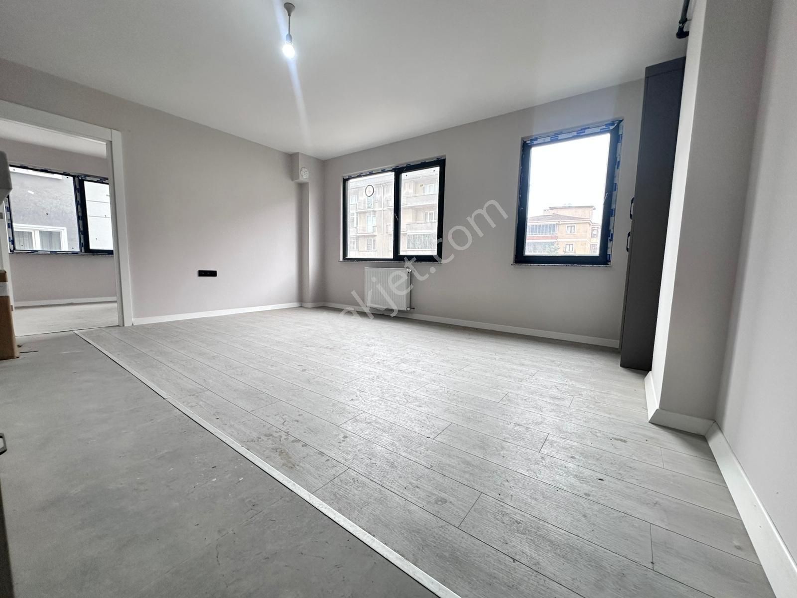 Muhittinde Caddeye Cephe Yüksek Kredili Satılık Sıfır 2+1 Daire - Görsel 10