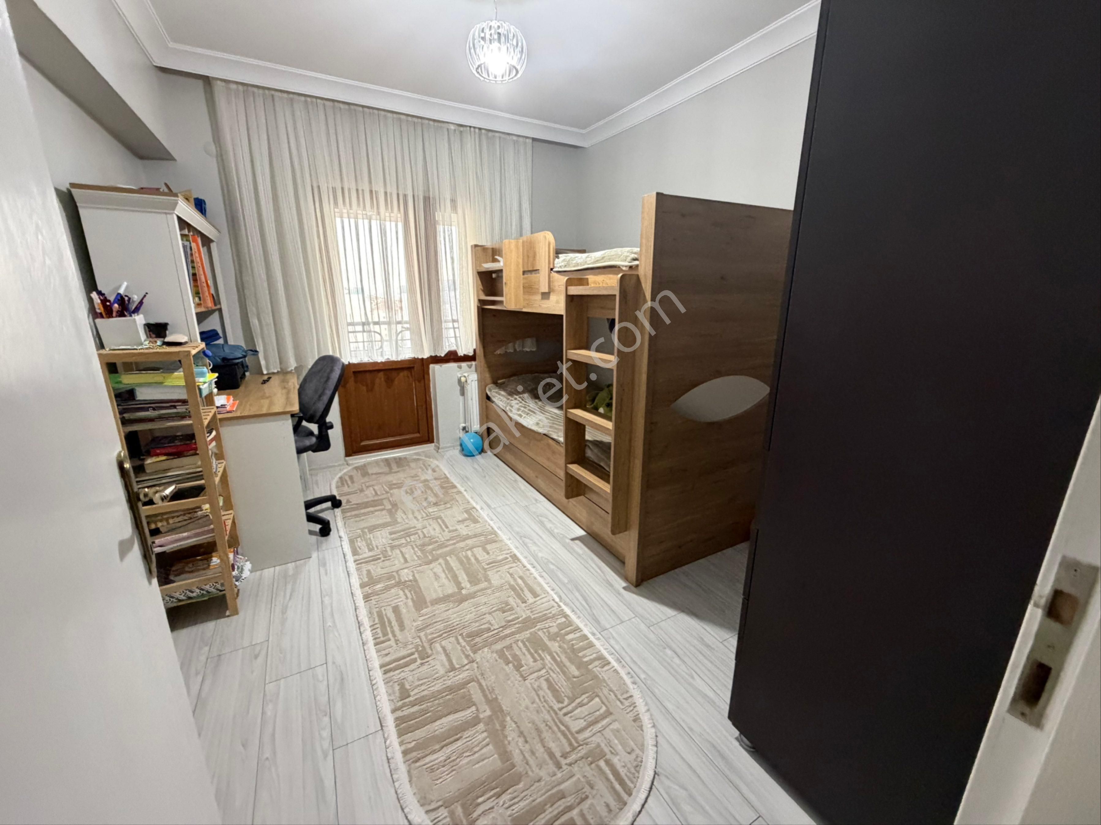 A L C Den Siteiçi Ara Katta Fullyapılı Ebeveyn Banyo 3+1 Satılık - Görsel 22