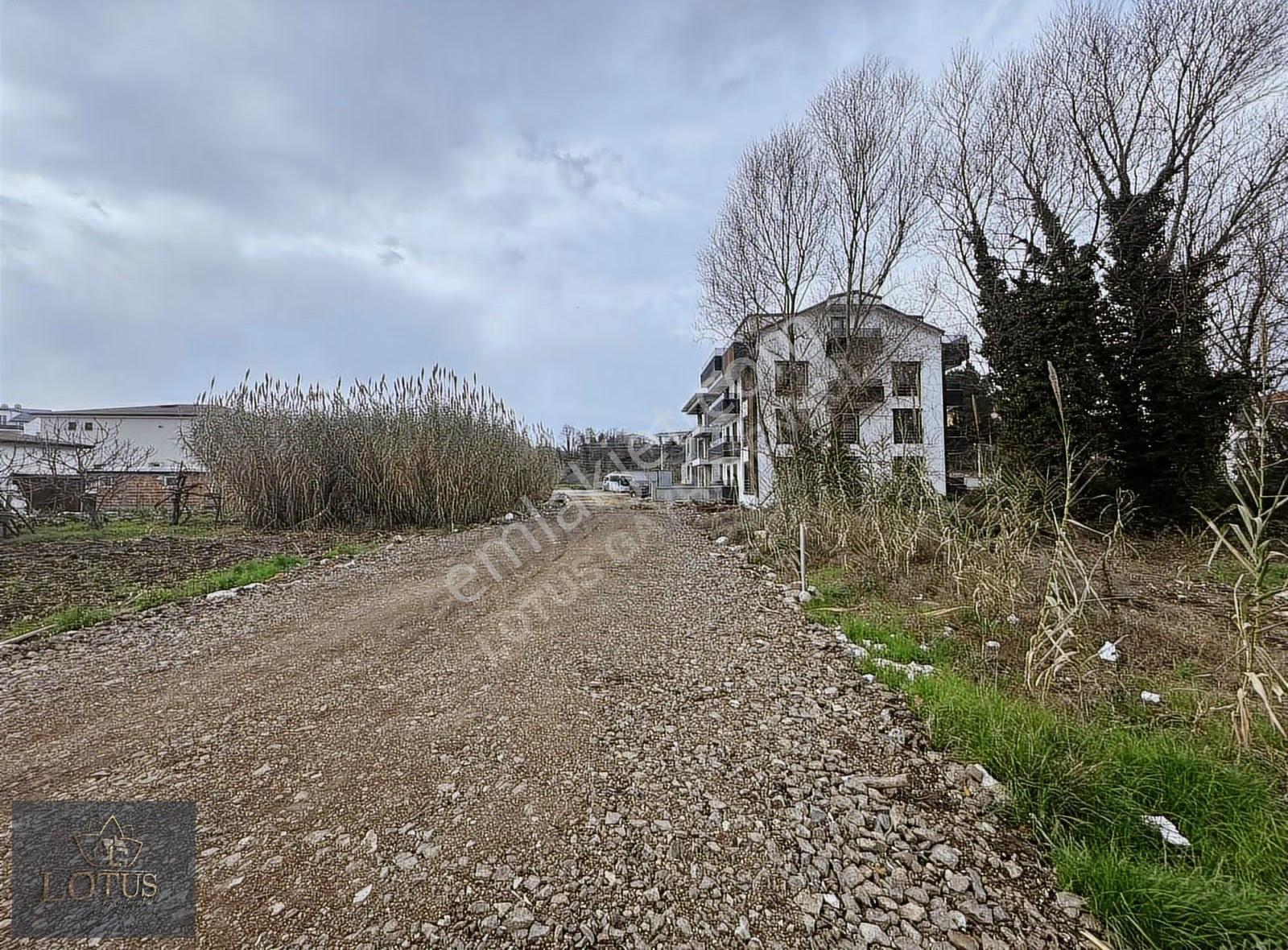 Başiskele Kullarda Merkezi Lokasyanda 405 M2 Satılık Arsa - Görsel 18