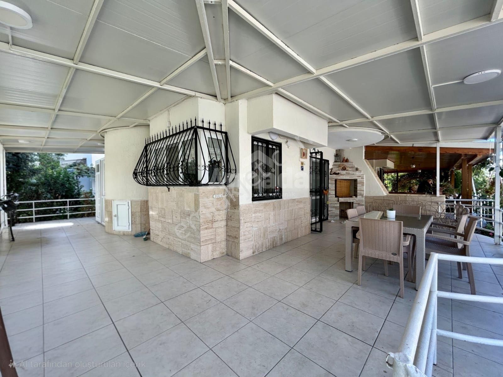 Kuşadası'nda Denize Sıfır Ege Yakası Sitesi'nde Satılık Yazlık - Görsel 20